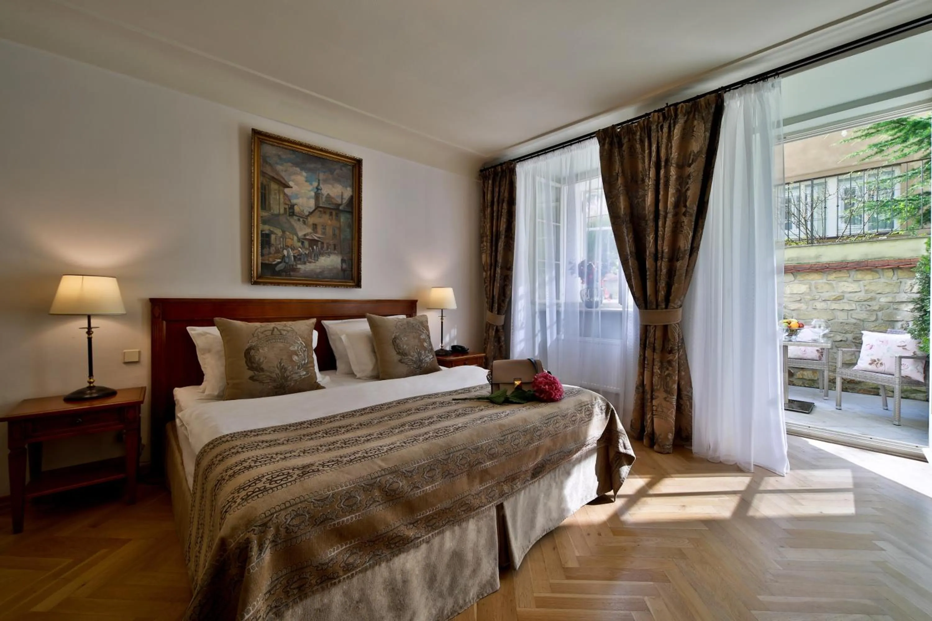 Balcony/Terrace, Bed in Appia Hotel Residences