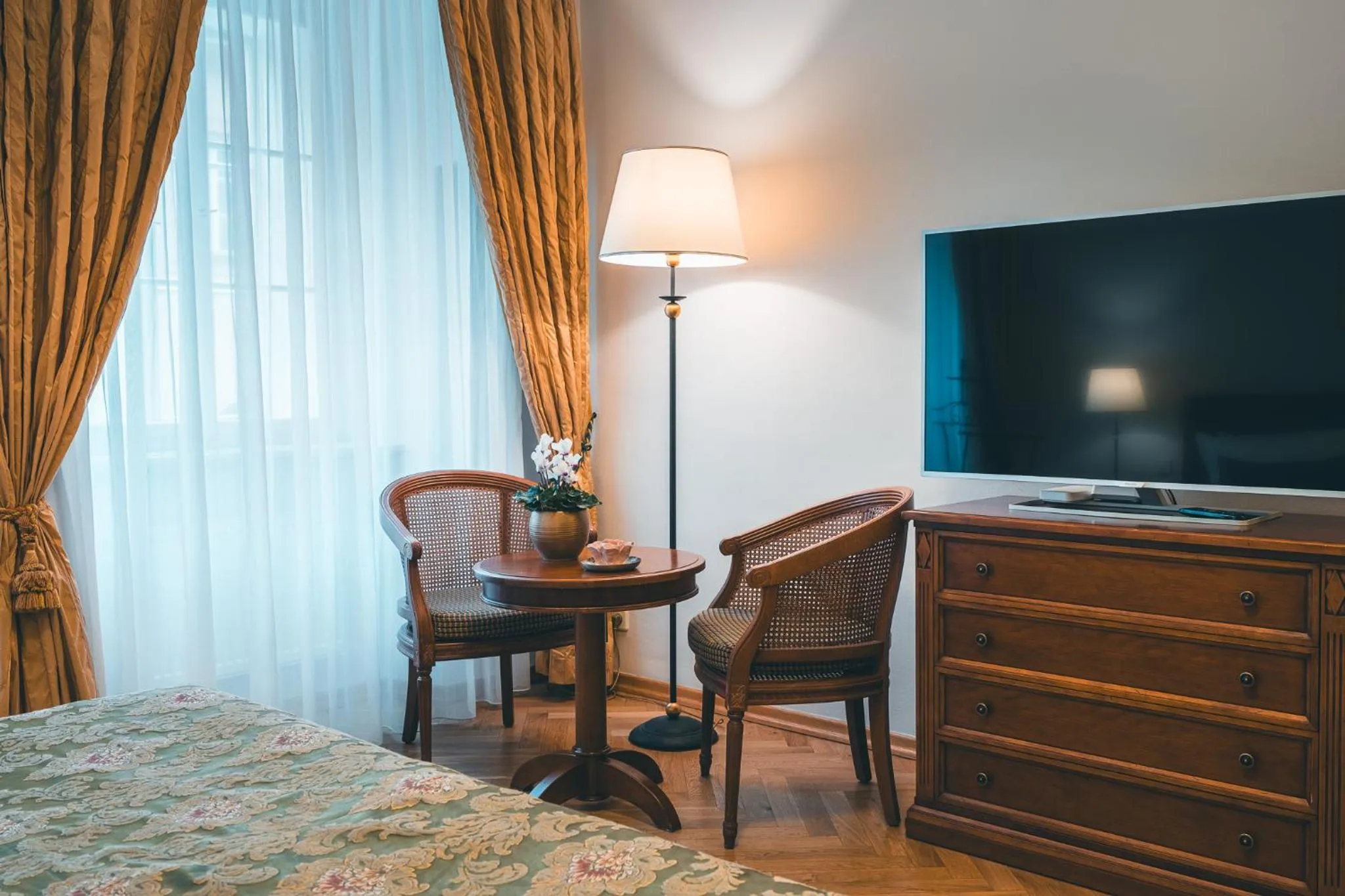 Seating area, Bed in Appia Hotel Residences