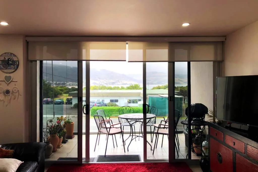 Apollo Blue Pearl ~ Oceanfront ~ Free Wifi