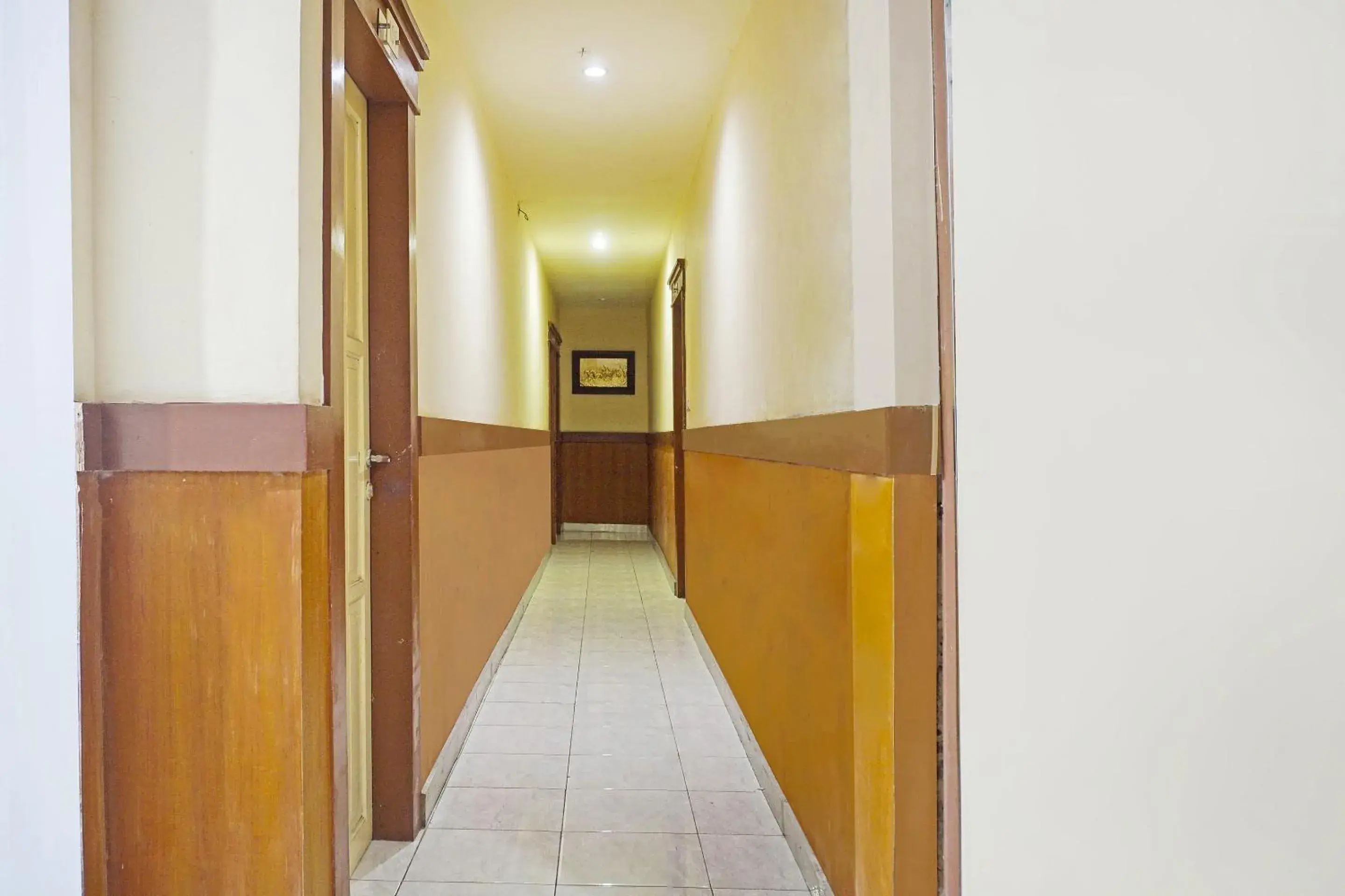 Lobby or reception in COLLECTION O 91331 Hotel Grand Saota Soppeng Lobby or reception in COLLECTION O 91331 Hotel Grand Saota Soppeng