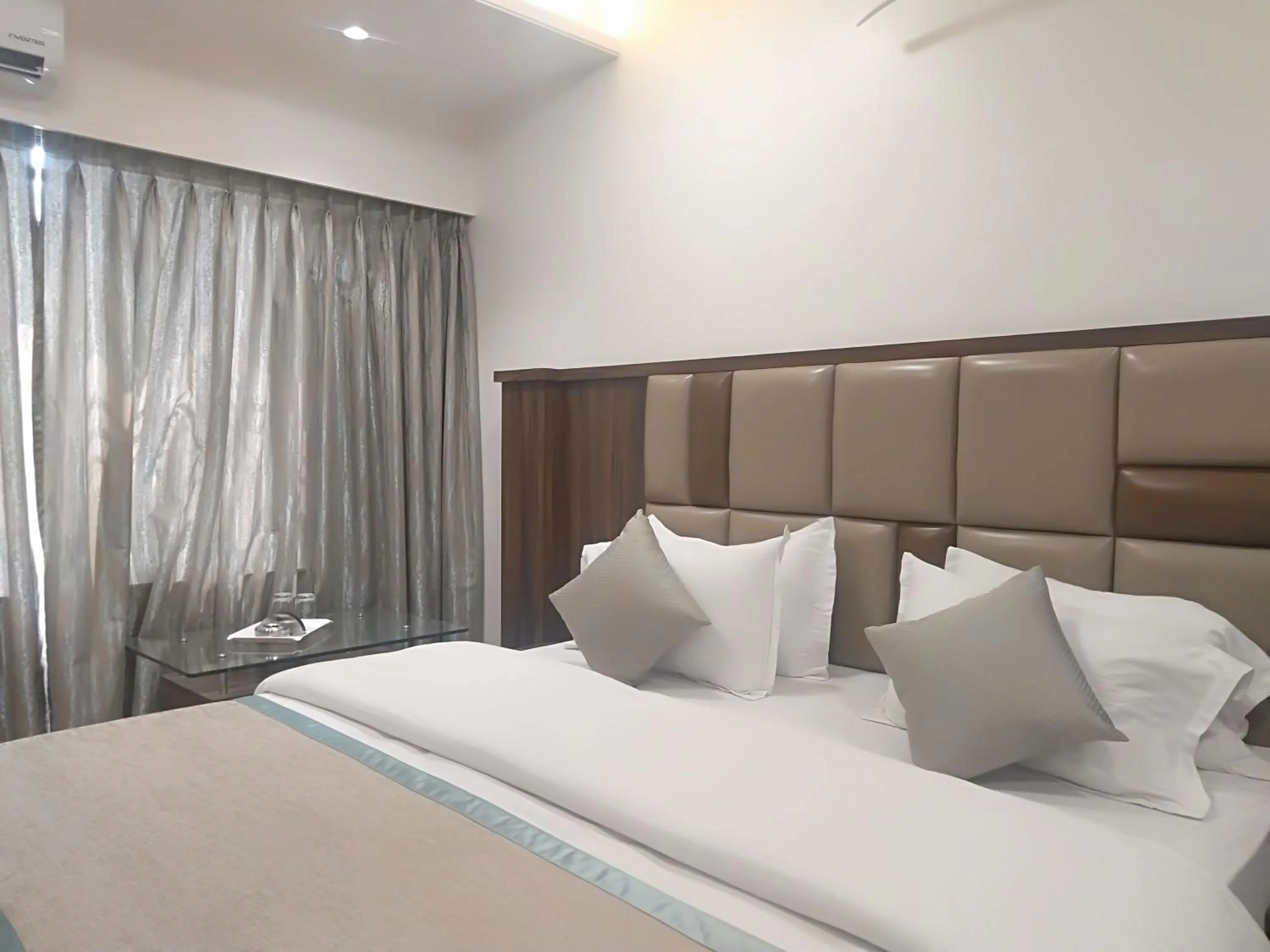 Bed in Hotel Shiv Sangram