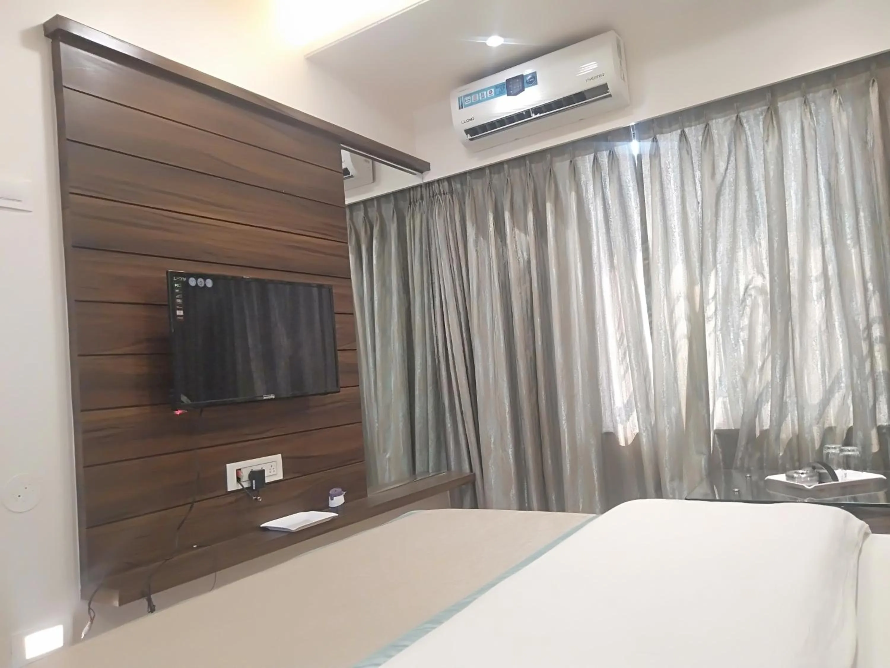 Bedroom, Bed in Hotel Shiv Sangram