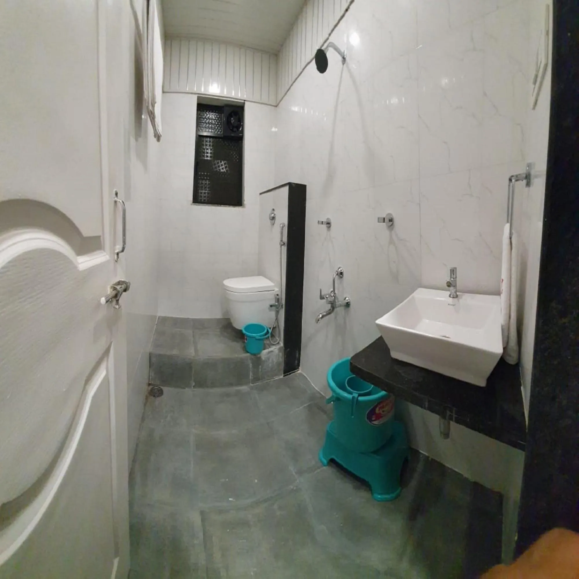 Bathroom in Hotel Shiv Sangram