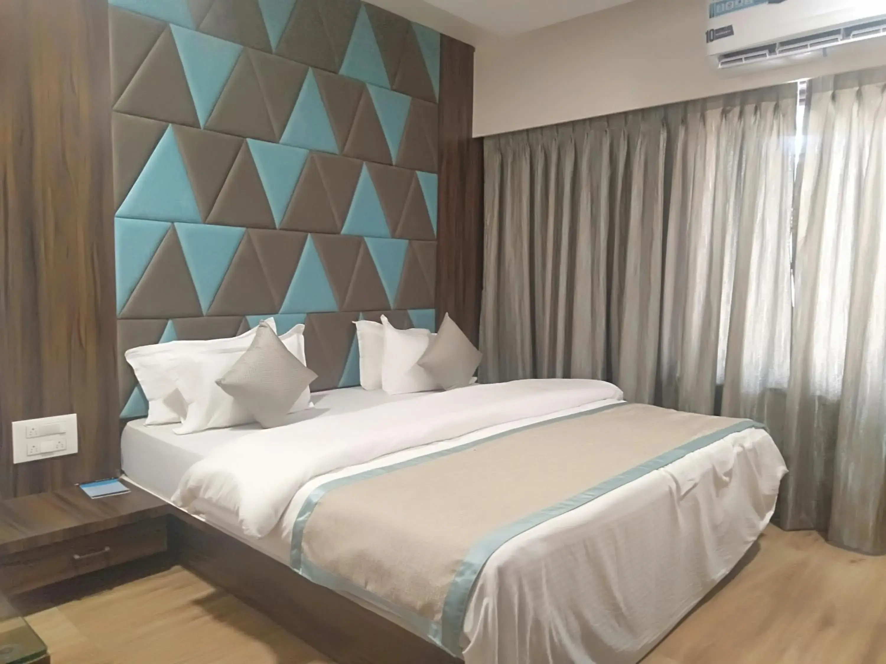 Deluxe Room in Hotel Shiv Sangram Deluxe Room in Hotel Shiv Sangram