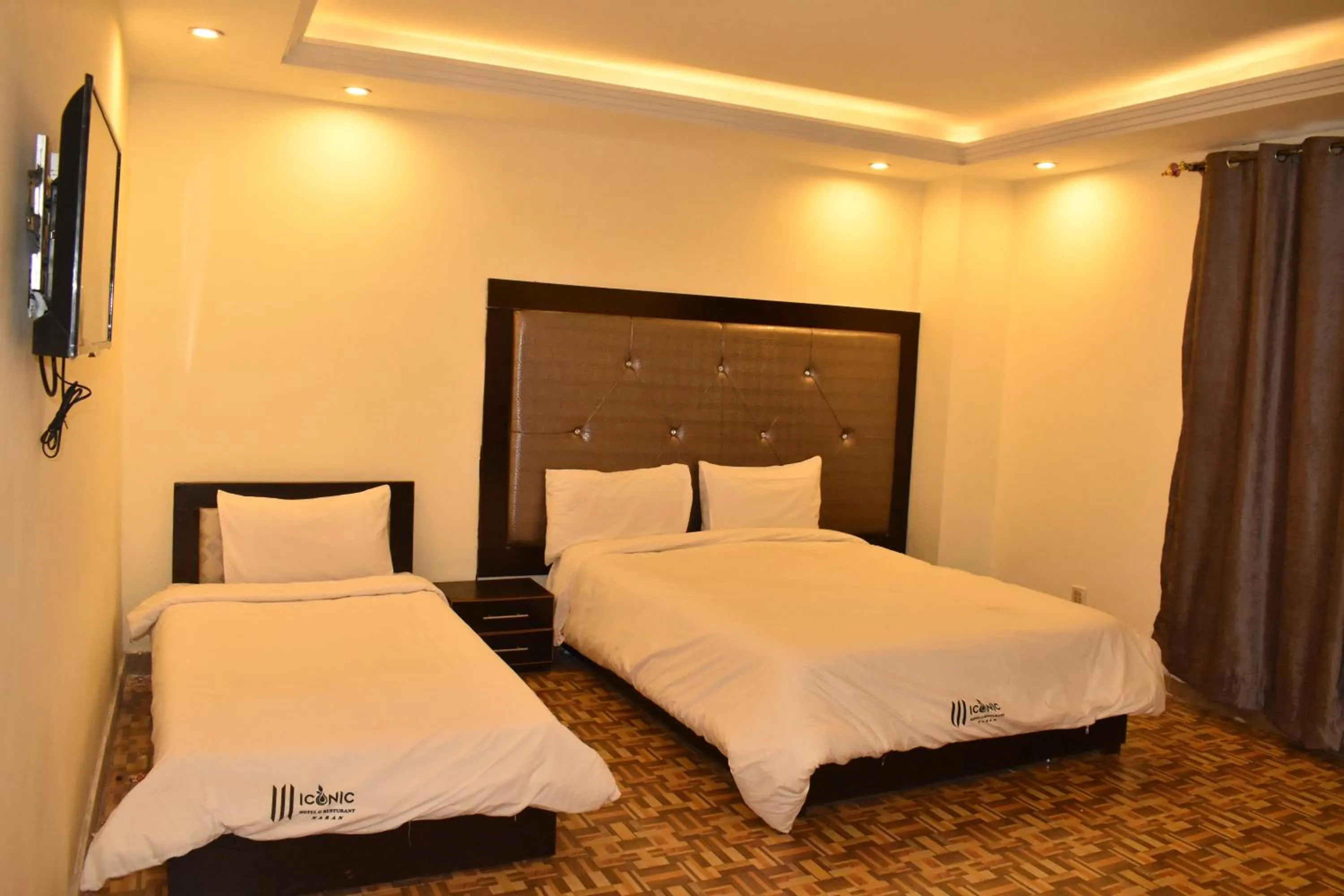 Bedroom, Bed in Iconic Hotel & Restaurant