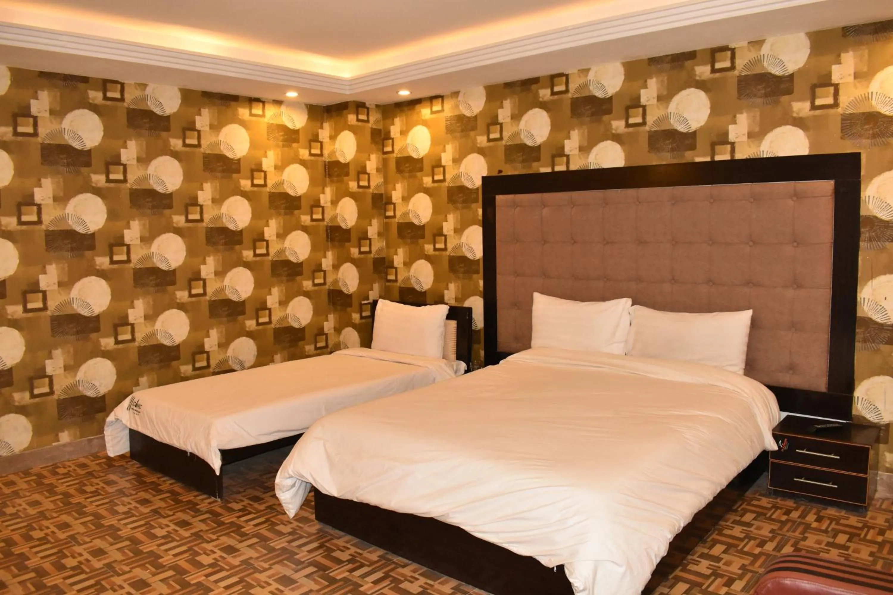 Bedroom, Bed in Iconic Hotel & Restaurant