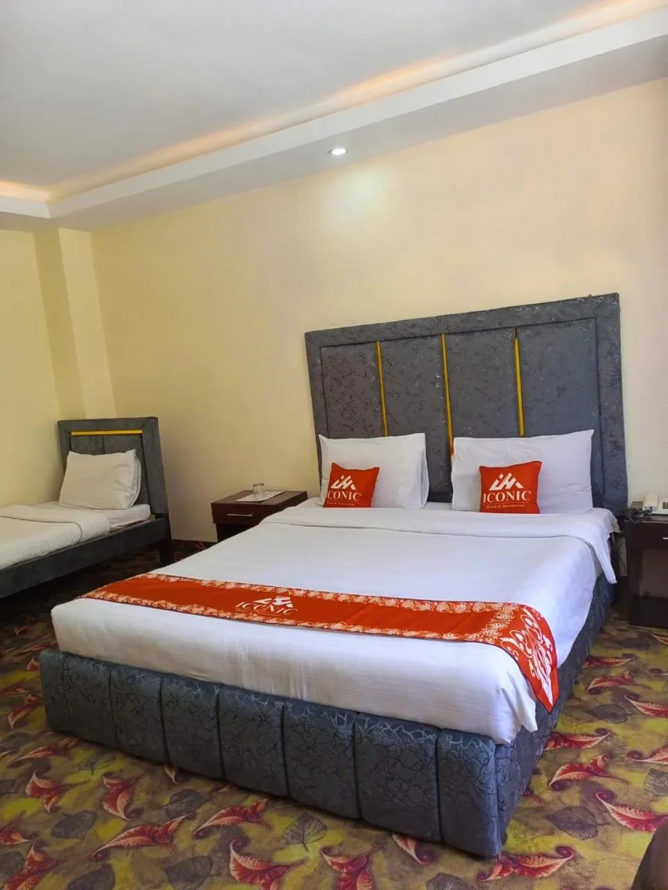 Bedroom, Bed in Iconic Hotel & Restaurant