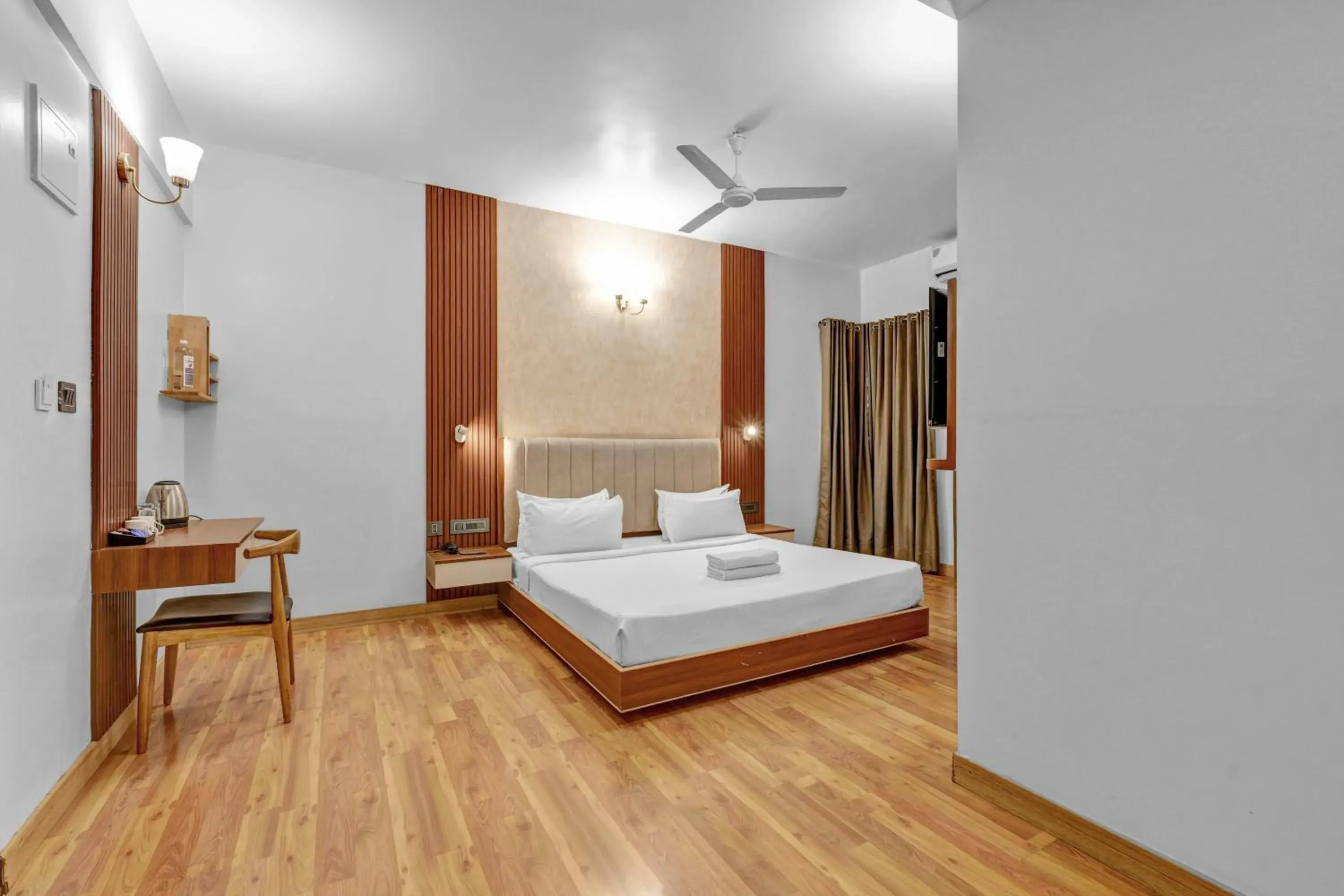 Deluxe Double Room (2 Adults + 1 Child) - single occupancy in UPAR Hotels Indiranagar Deluxe Double Room (2 Adults + 1 Child) - single occupancy in UPAR Hotels Indiranagar