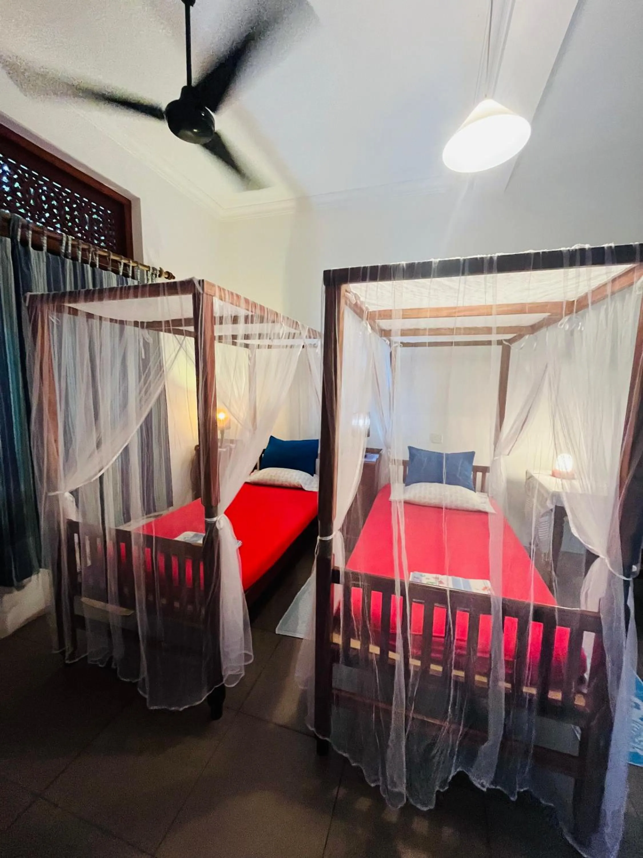 Bed in Swarnapaya résidence