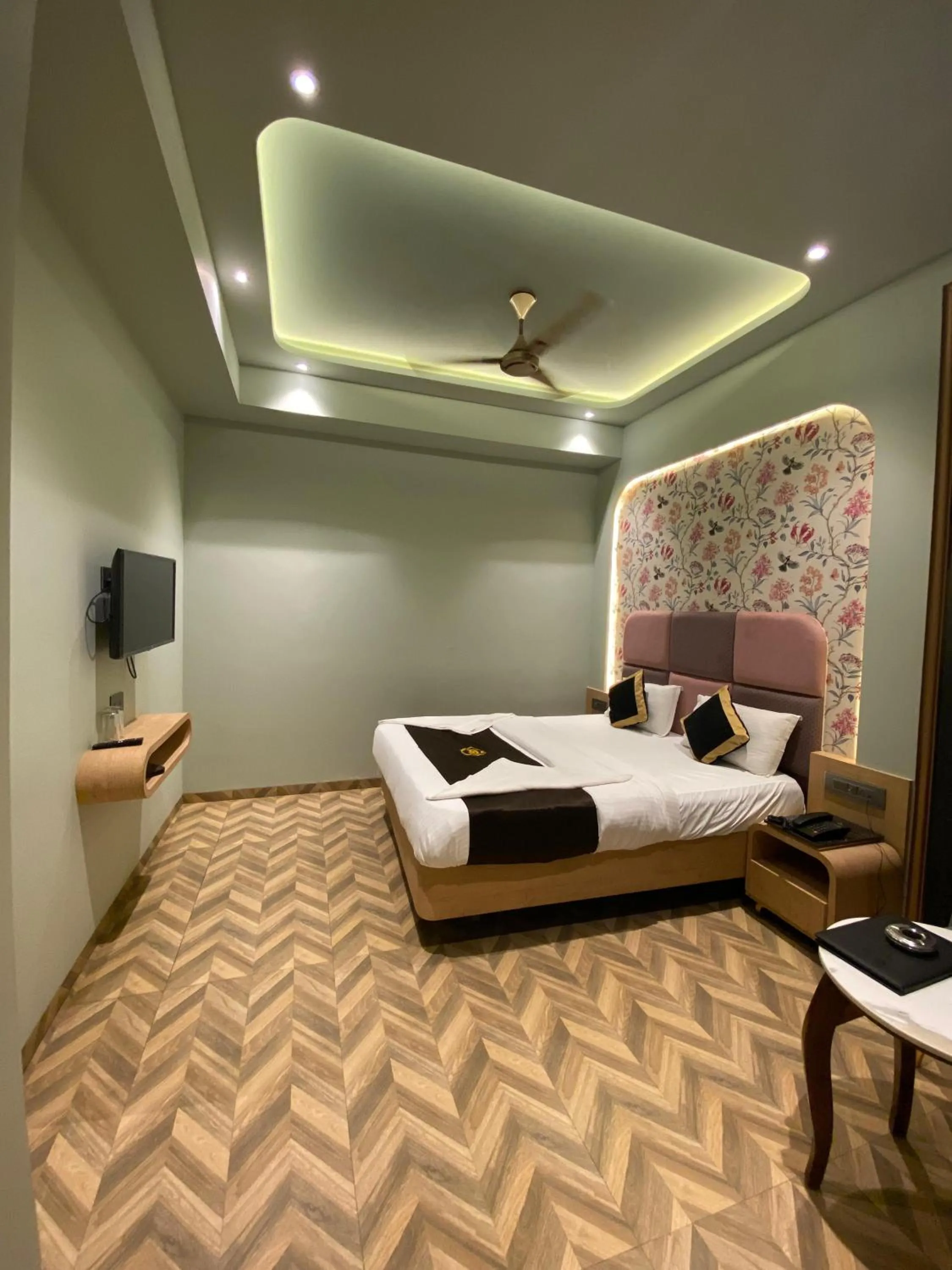 Photo of the whole room, Bed in Hotel AR Residency