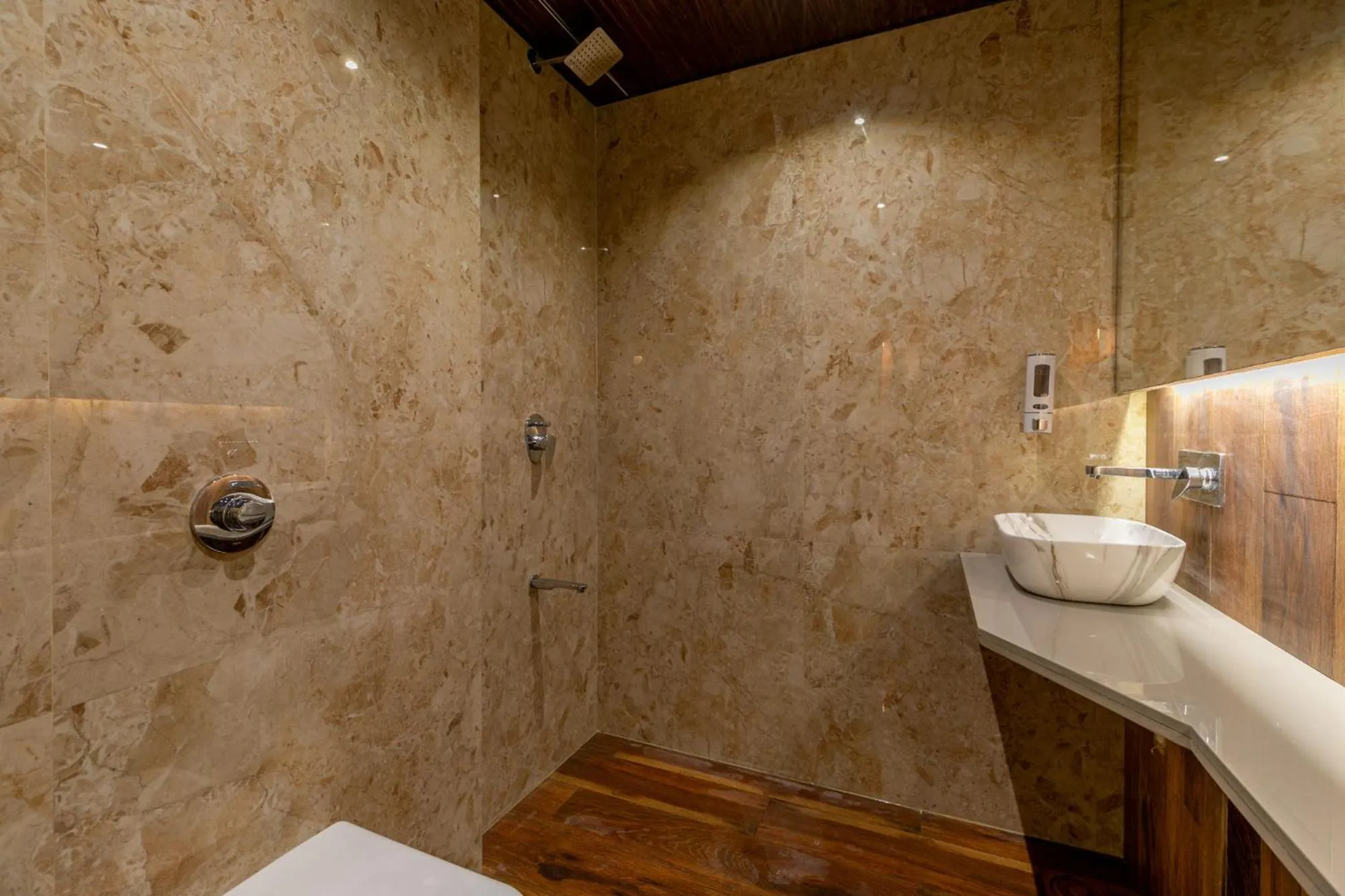 Toilet in Hotel AR Residency