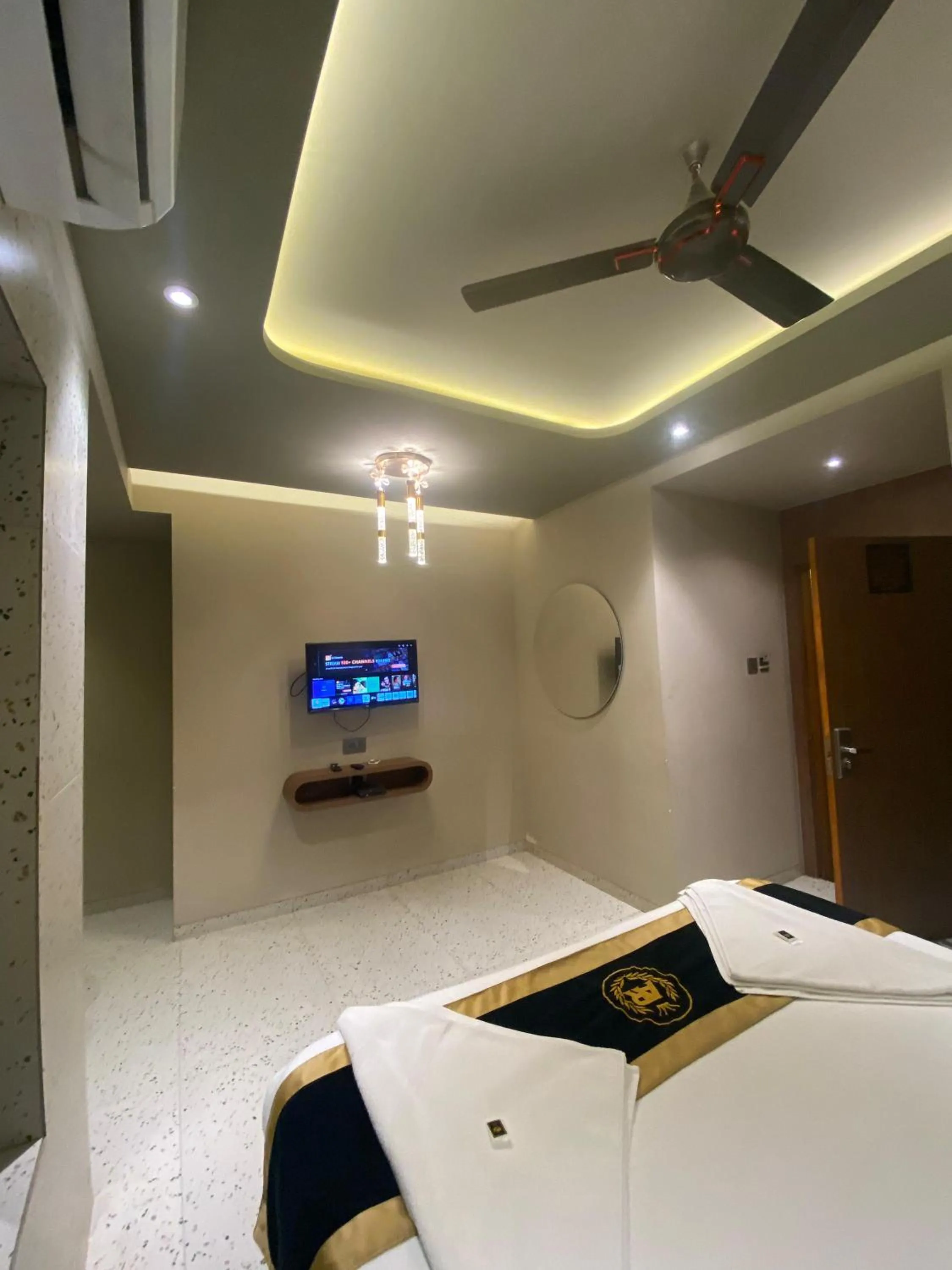 Bedroom, Bed in Hotel AR Residency