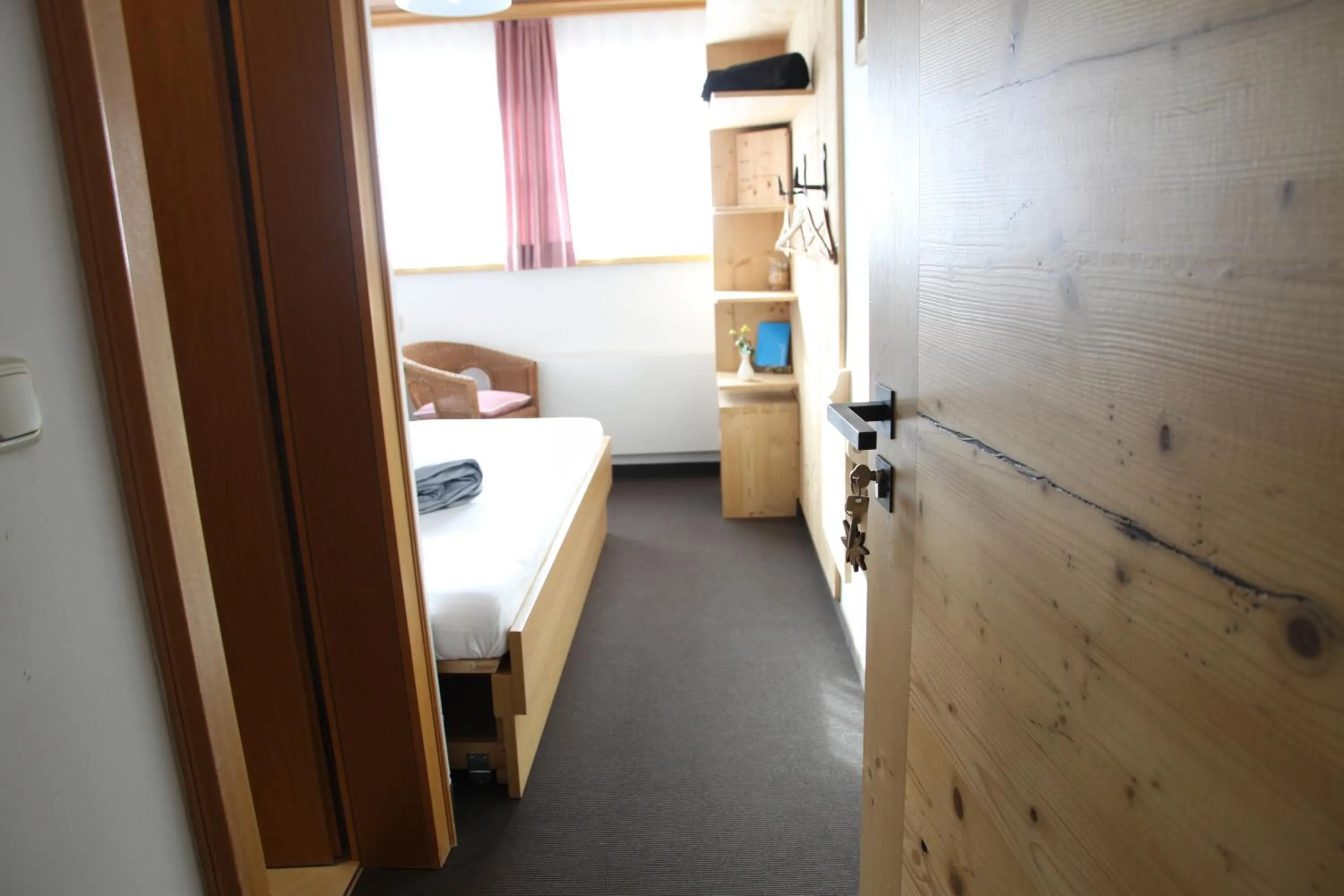 Photo of the whole room, Bed in Das Edelweiss