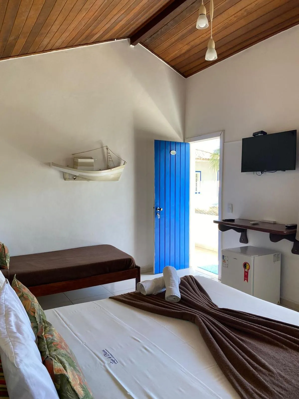 Bedroom, Bed in Hibiscus Center