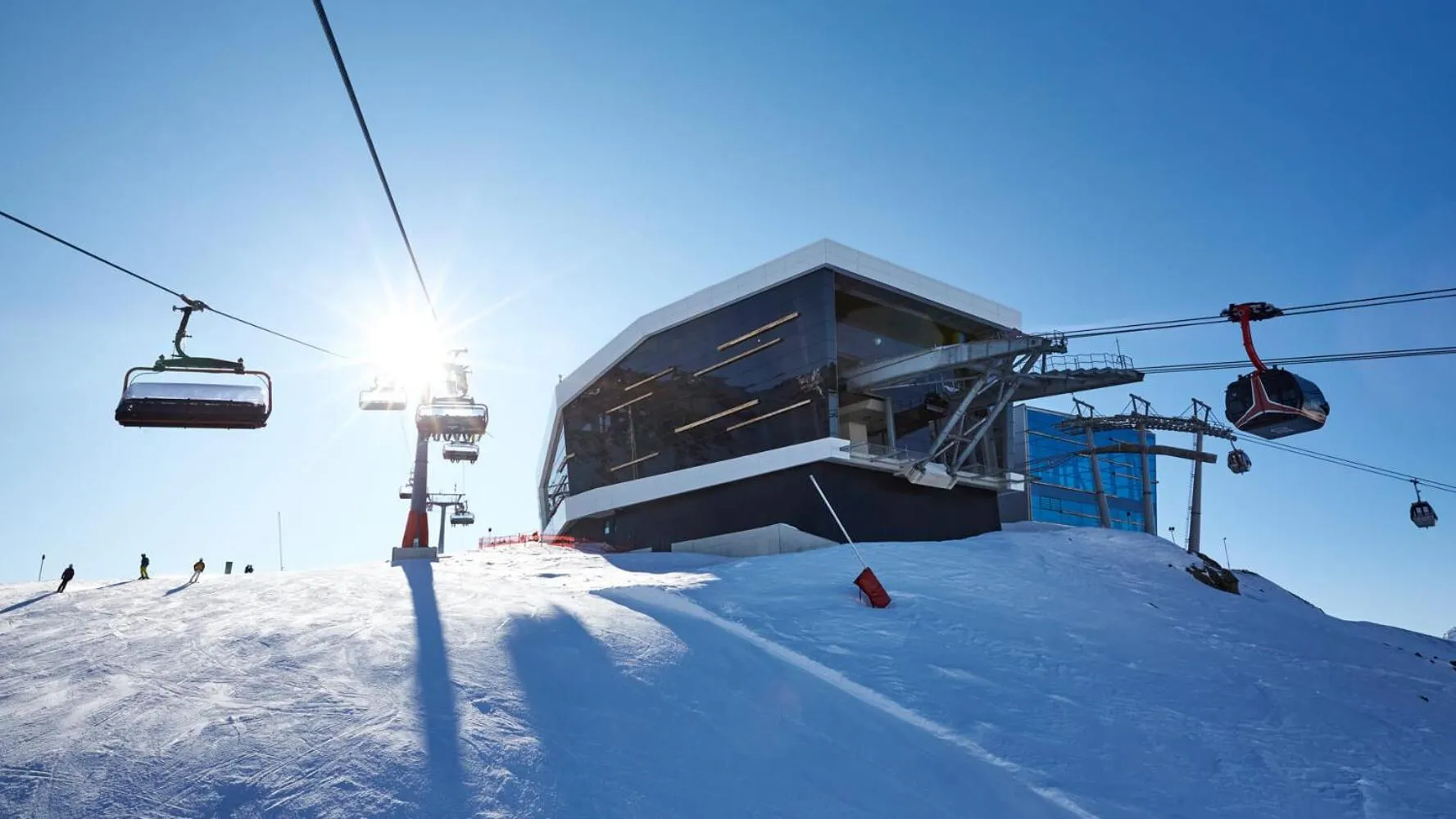 Skiing in Hotel Rosanna by Alpeffect Hotels