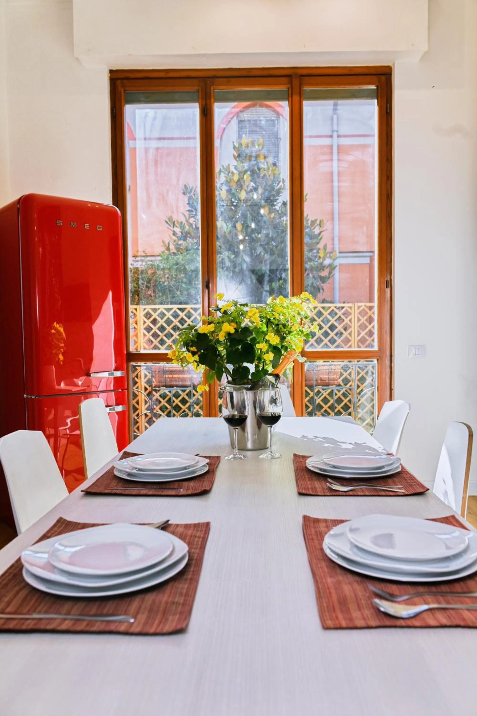 Restaurant/places to eat in La Villa bed & breakfast