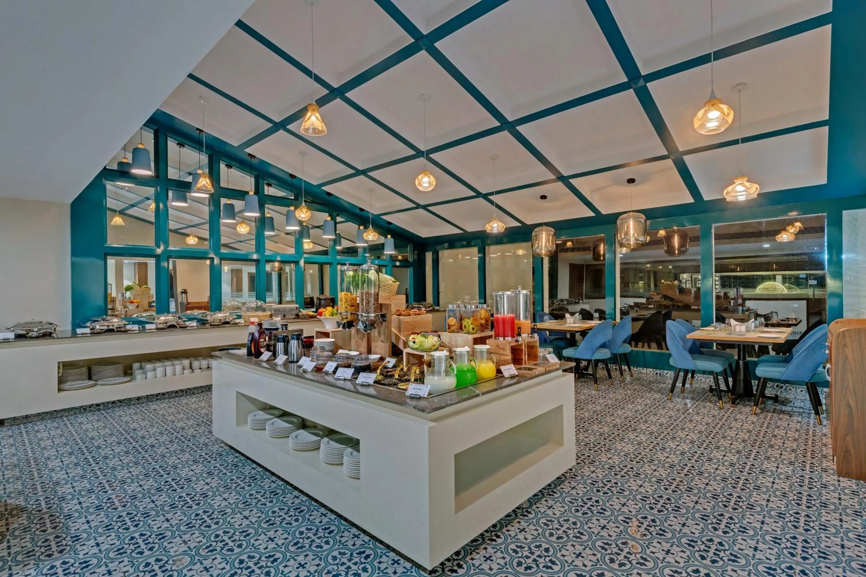 Restaurant/places to eat in The Fern Residency Hubballi