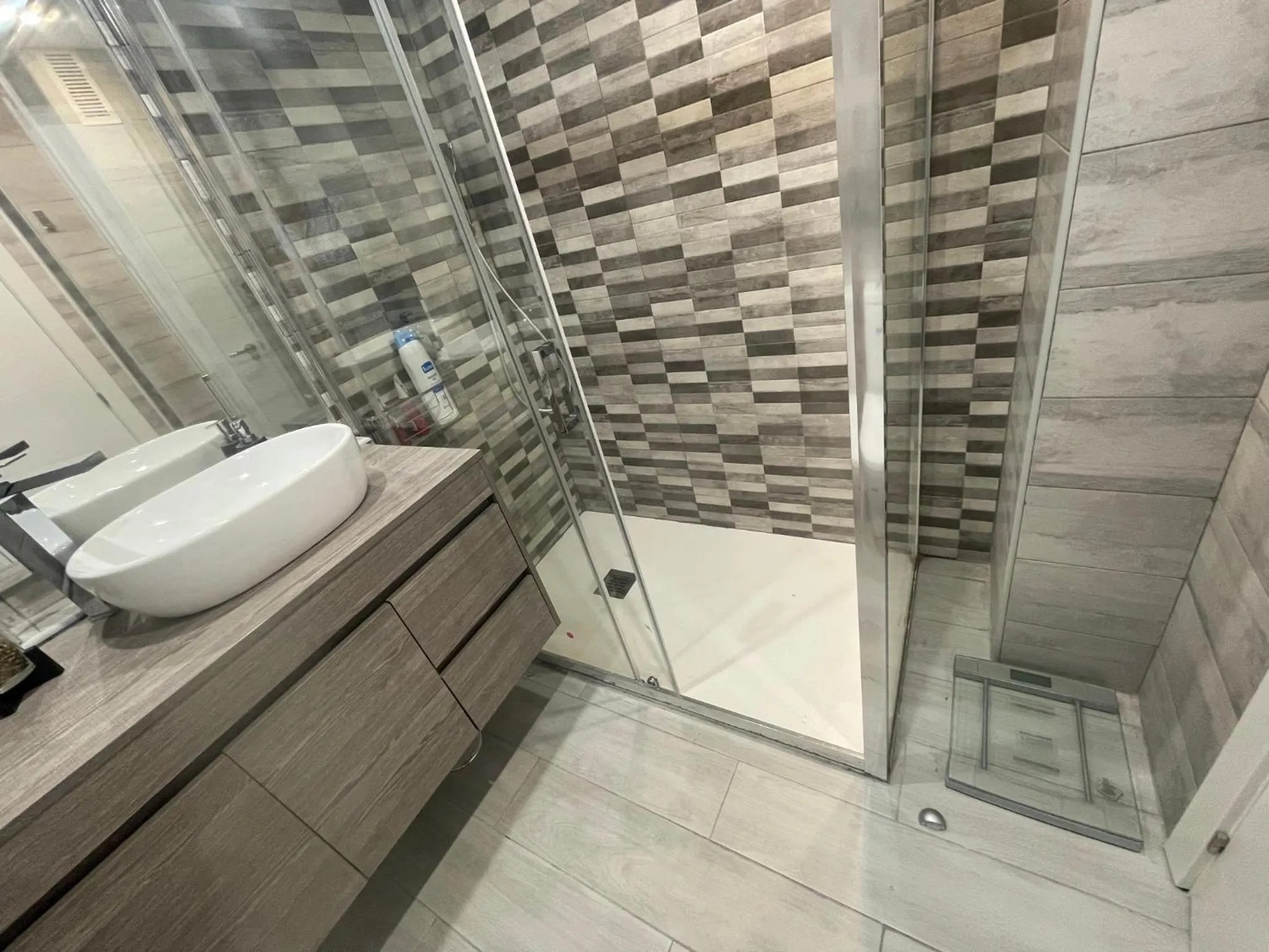 Bathroom in Hervas Centro Apartamento IDEAL FAMILIAS 6 adultos y 2 niños-