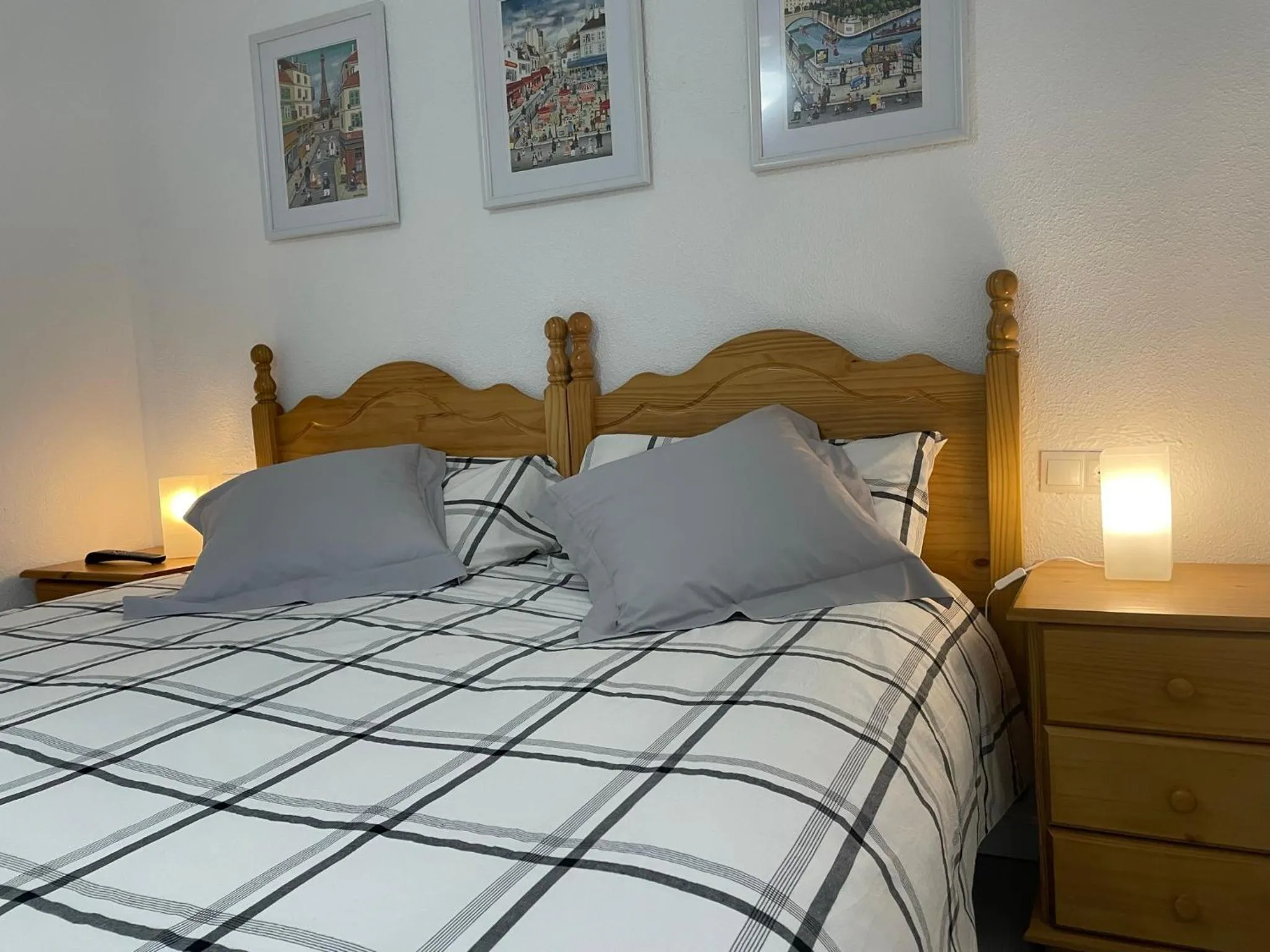 Bed in Hervas Centro Apartamento IDEAL FAMILIAS 6 adultos y 2 niños-