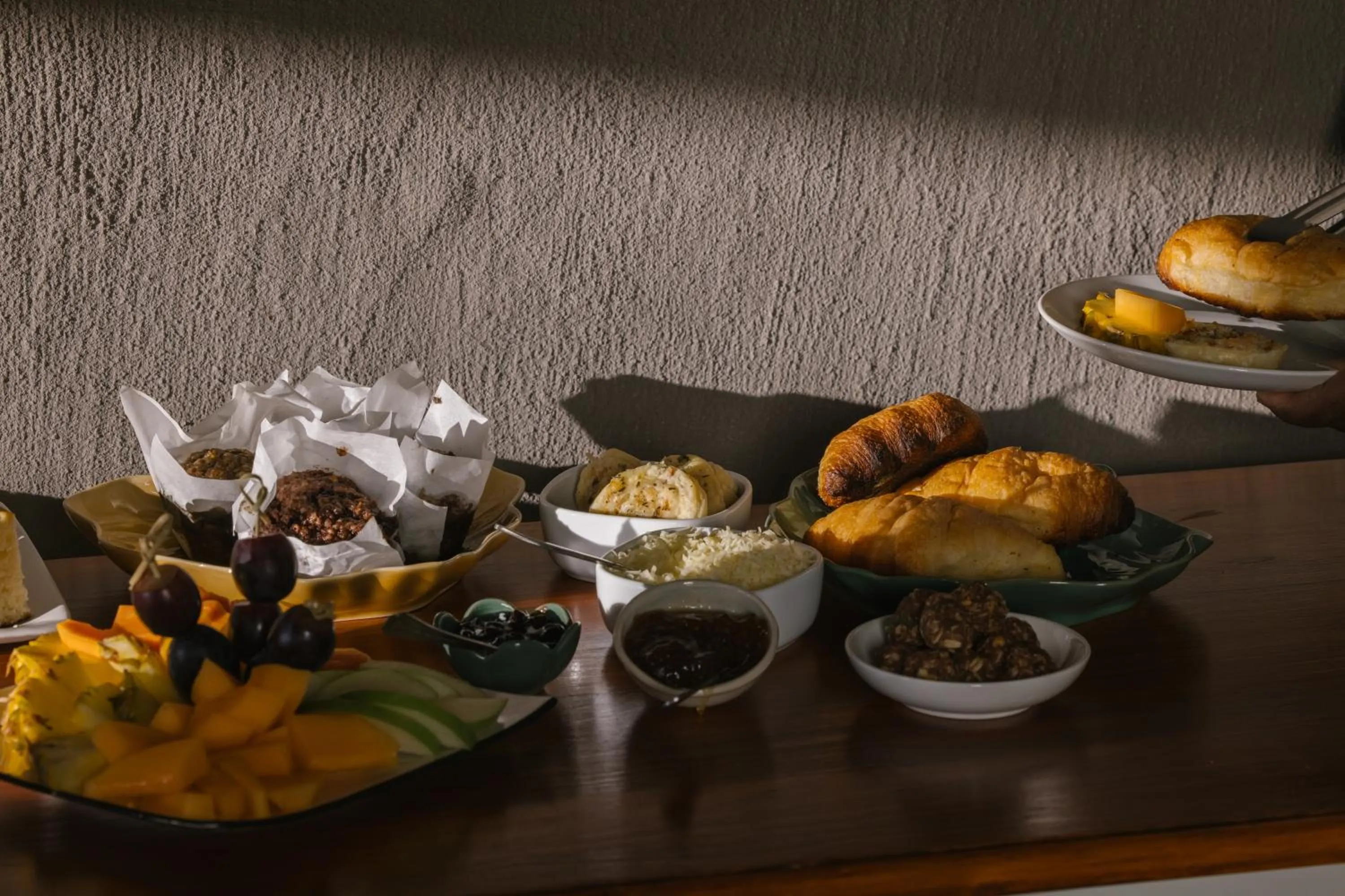 Breakfast in Under Oaks Guesthouse