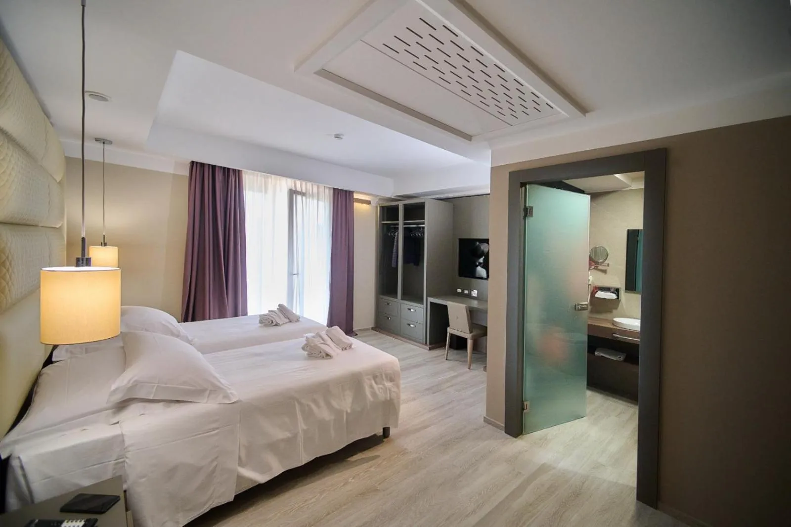 Bed in PARK HOTEL LE DUNE DI GIOVINO