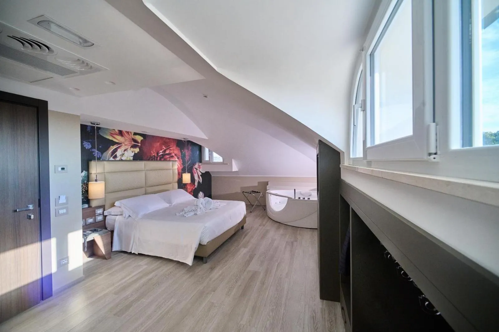 Bed in PARK HOTEL LE DUNE DI GIOVINO