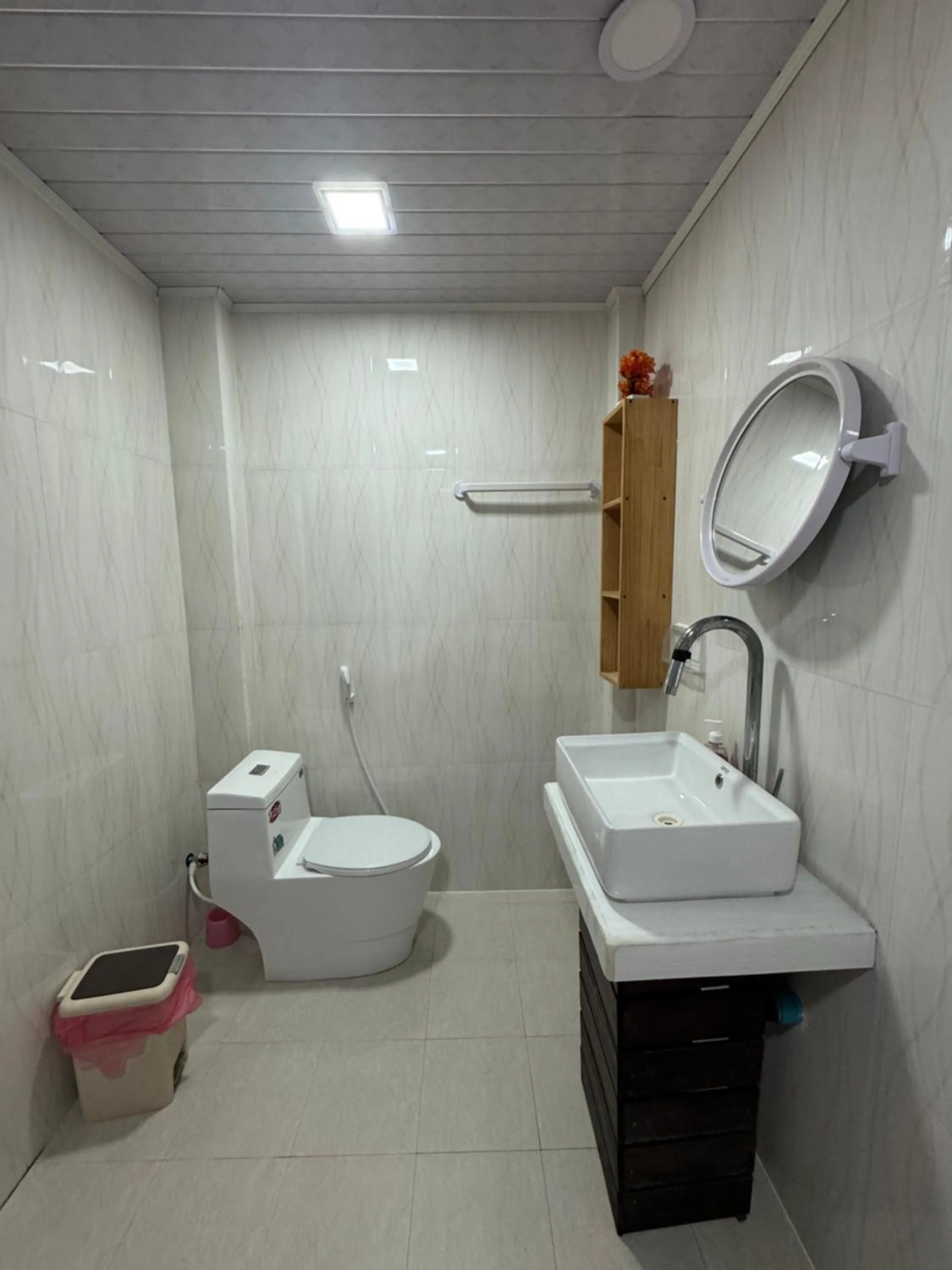 Bathroom in Rasdu View Inn