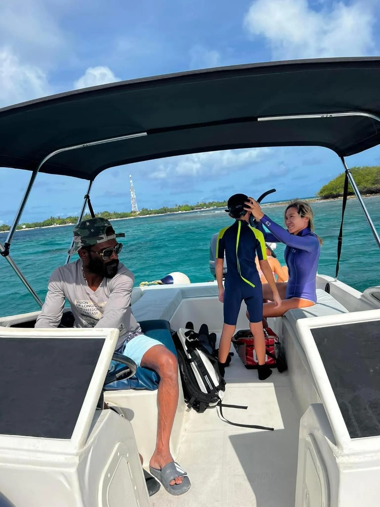 Snorkeling in Rasdu View Inn