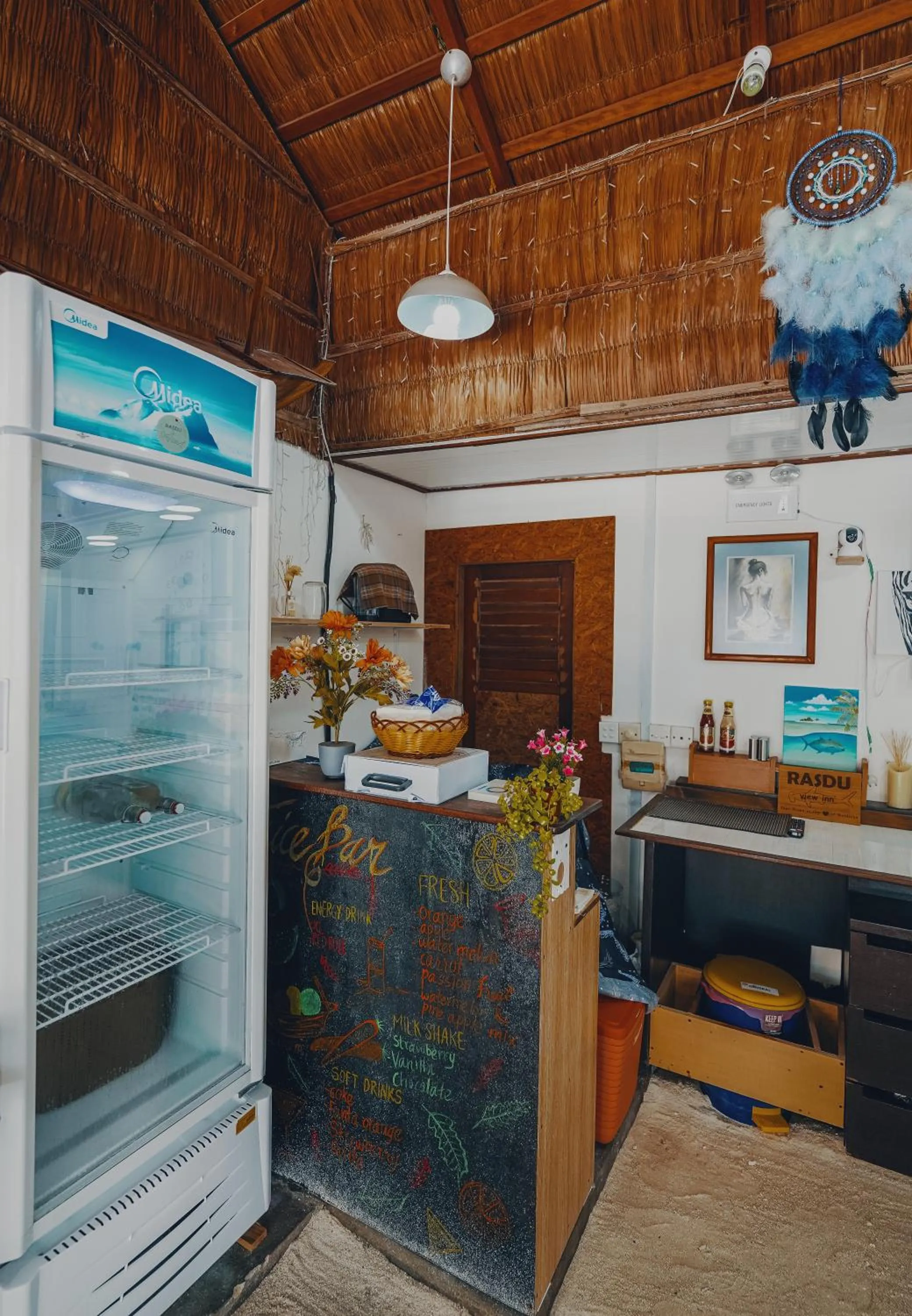 Food and drinks in Rasdu View Inn