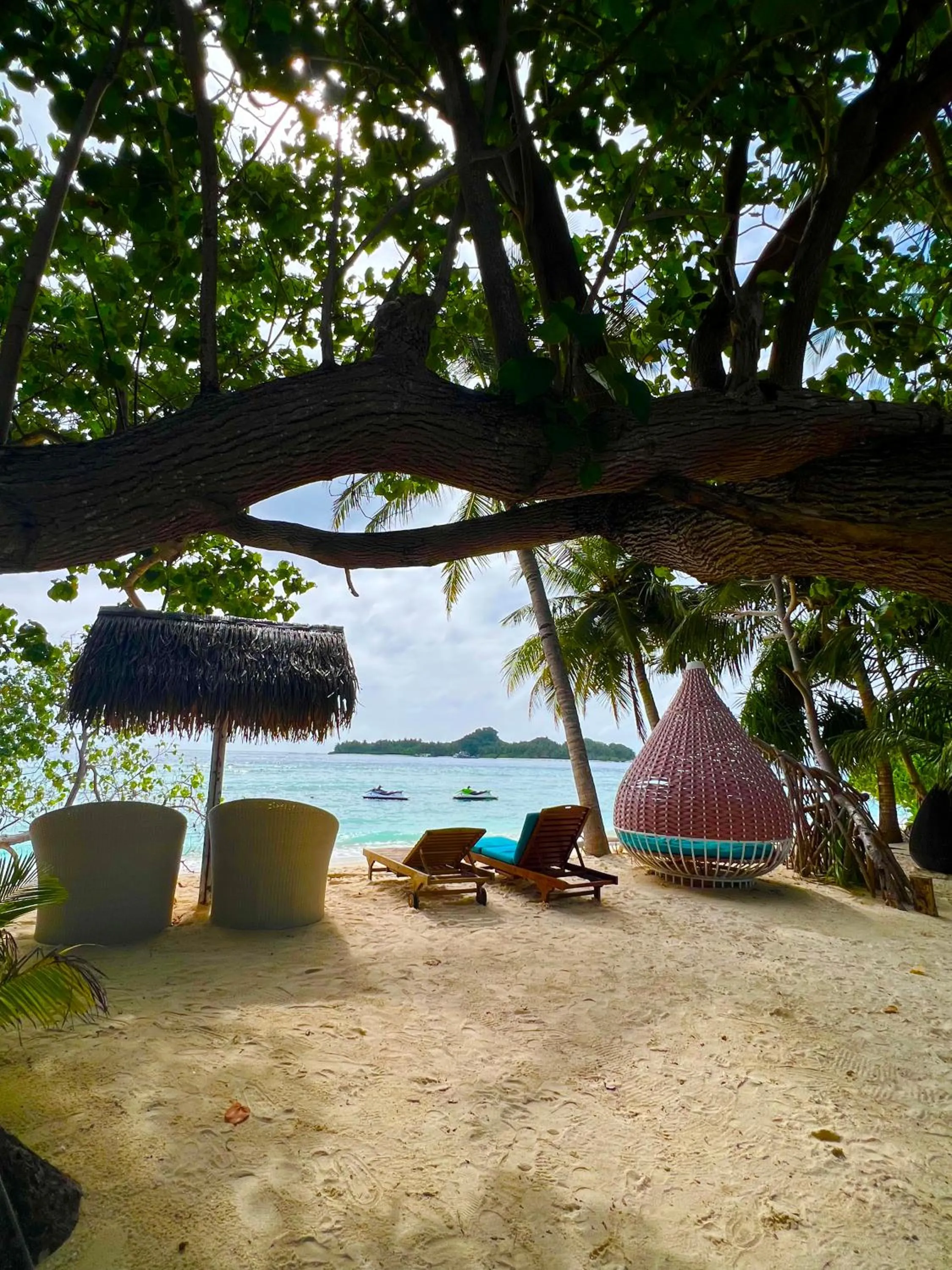 Beach in Rasdu View Inn