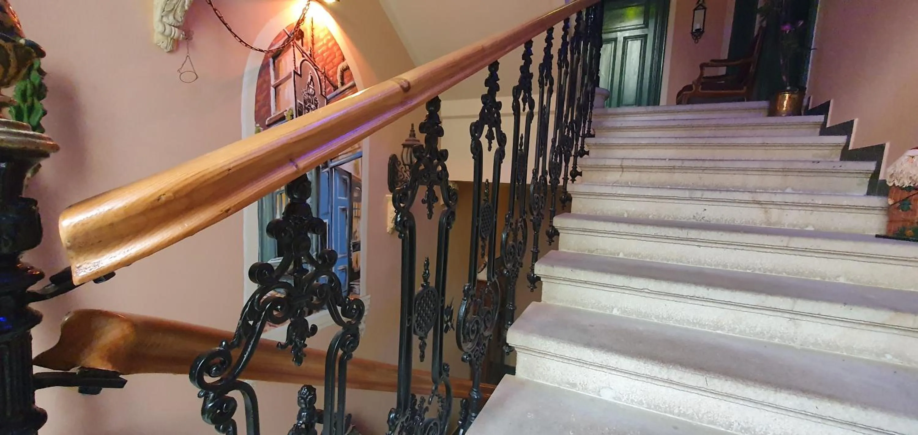 Property building in Edinburgh