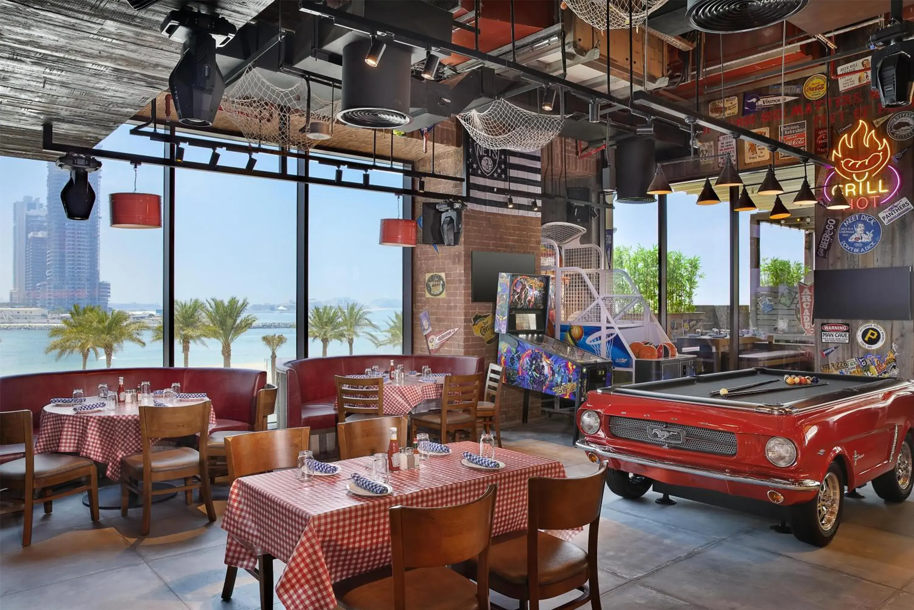 Restaurant/places to eat in Hilton Dubai Palm Jumeirah Restaurant/places to eat in Hilton Dubai Palm Jumeirah