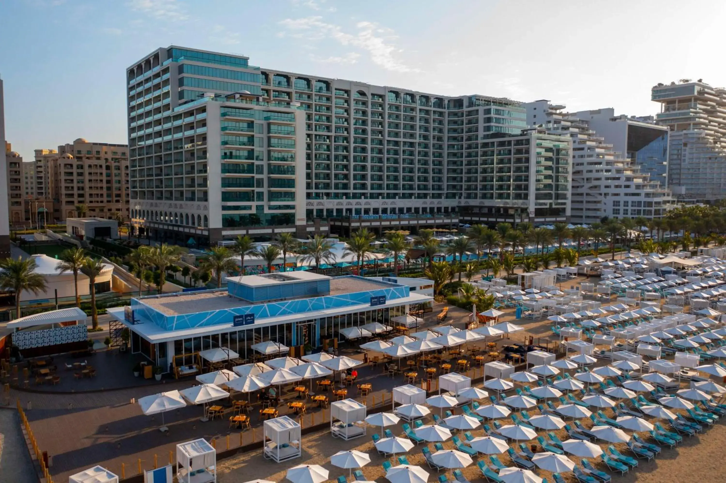 Restaurant/places to eat in Hilton Dubai Palm Jumeirah Restaurant/places to eat in Hilton Dubai Palm Jumeirah