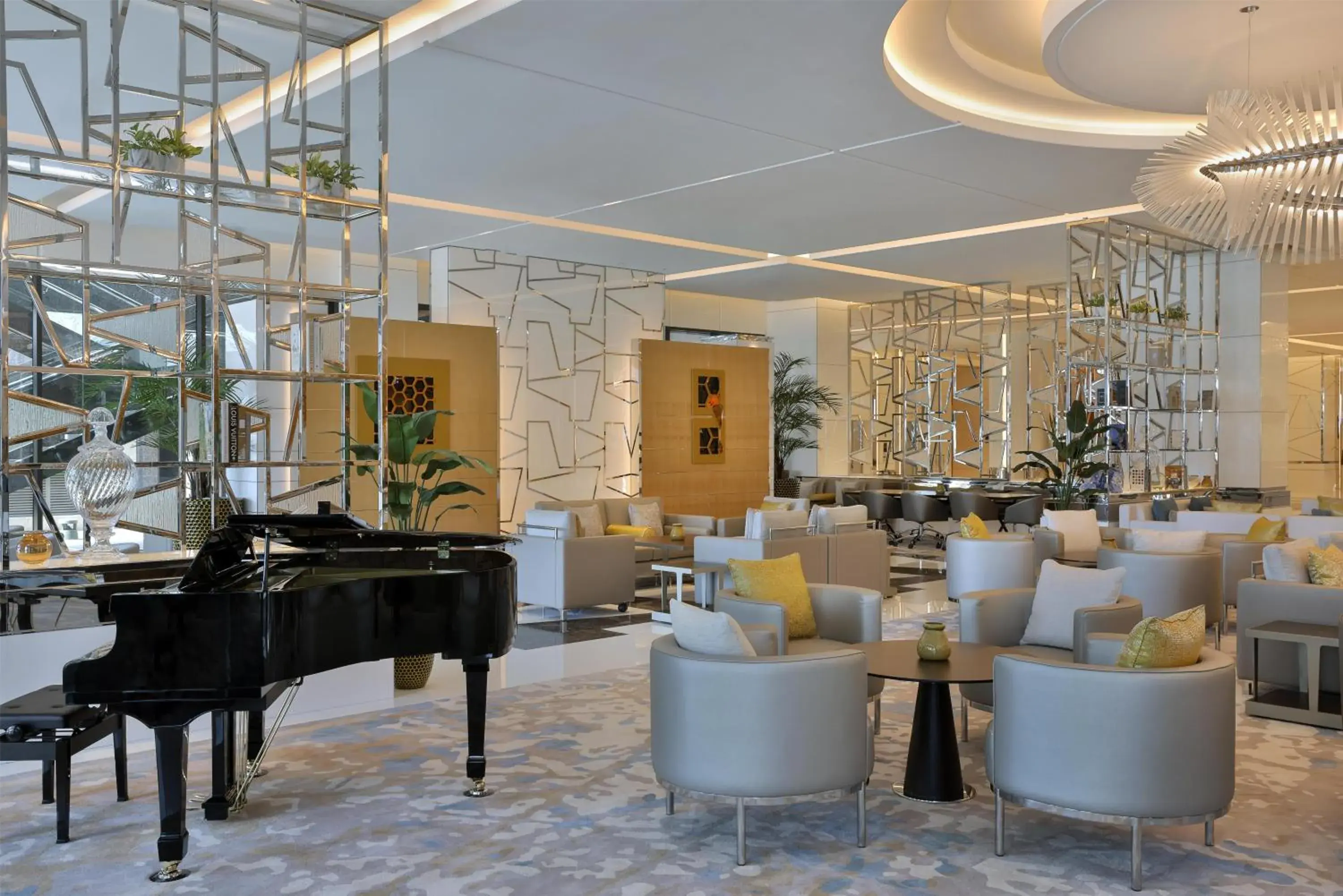 Lobby or reception in Hilton Dubai Palm Jumeirah Lobby or reception in Hilton Dubai Palm Jumeirah