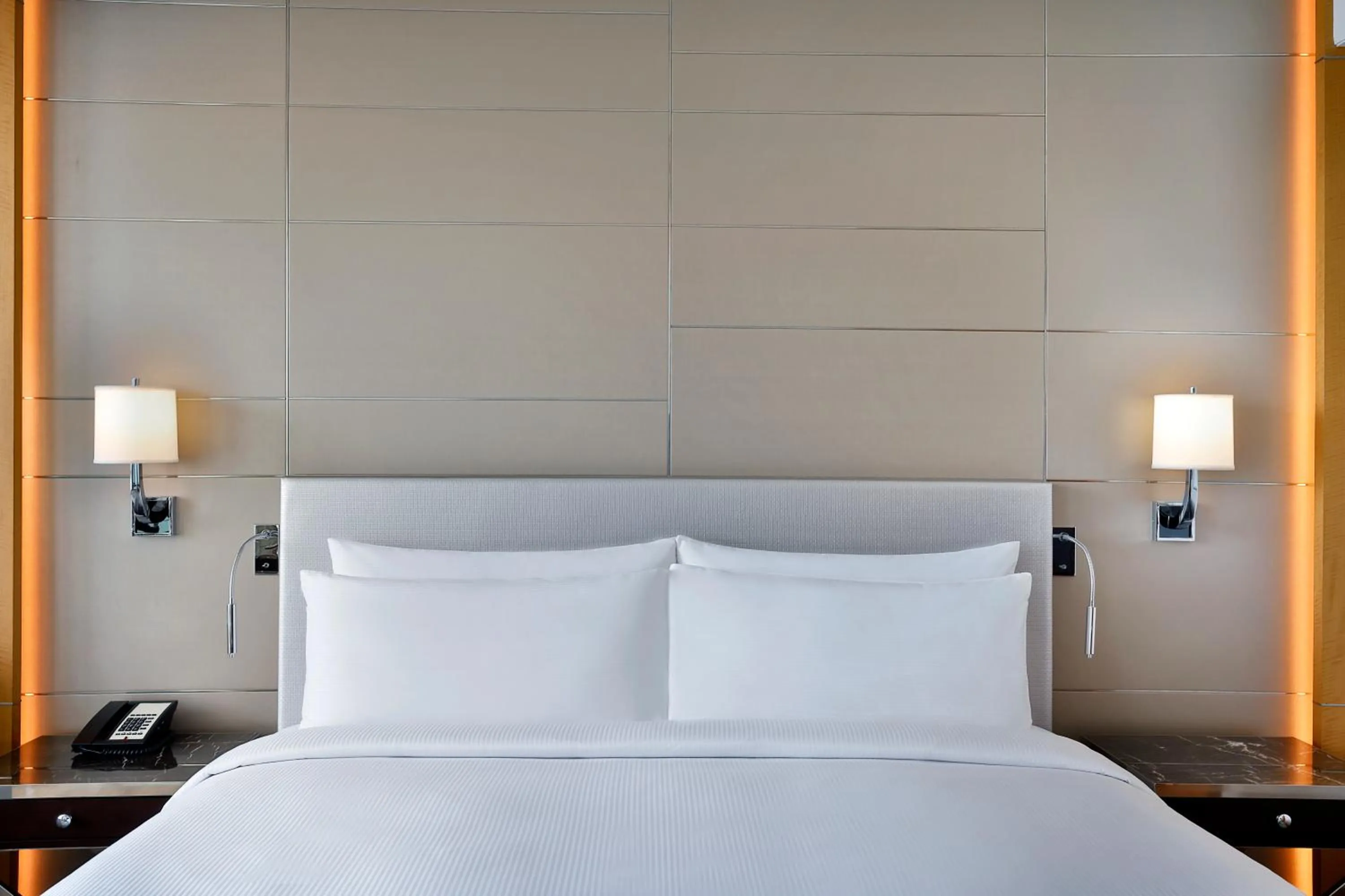 Bed in Hilton Dubai Palm Jumeirah