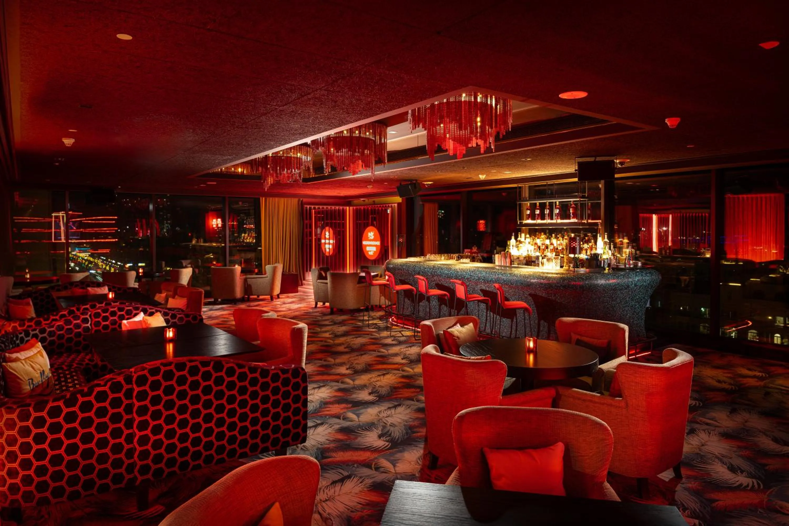 Restaurant/places to eat in Hilton Dubai Palm Jumeirah