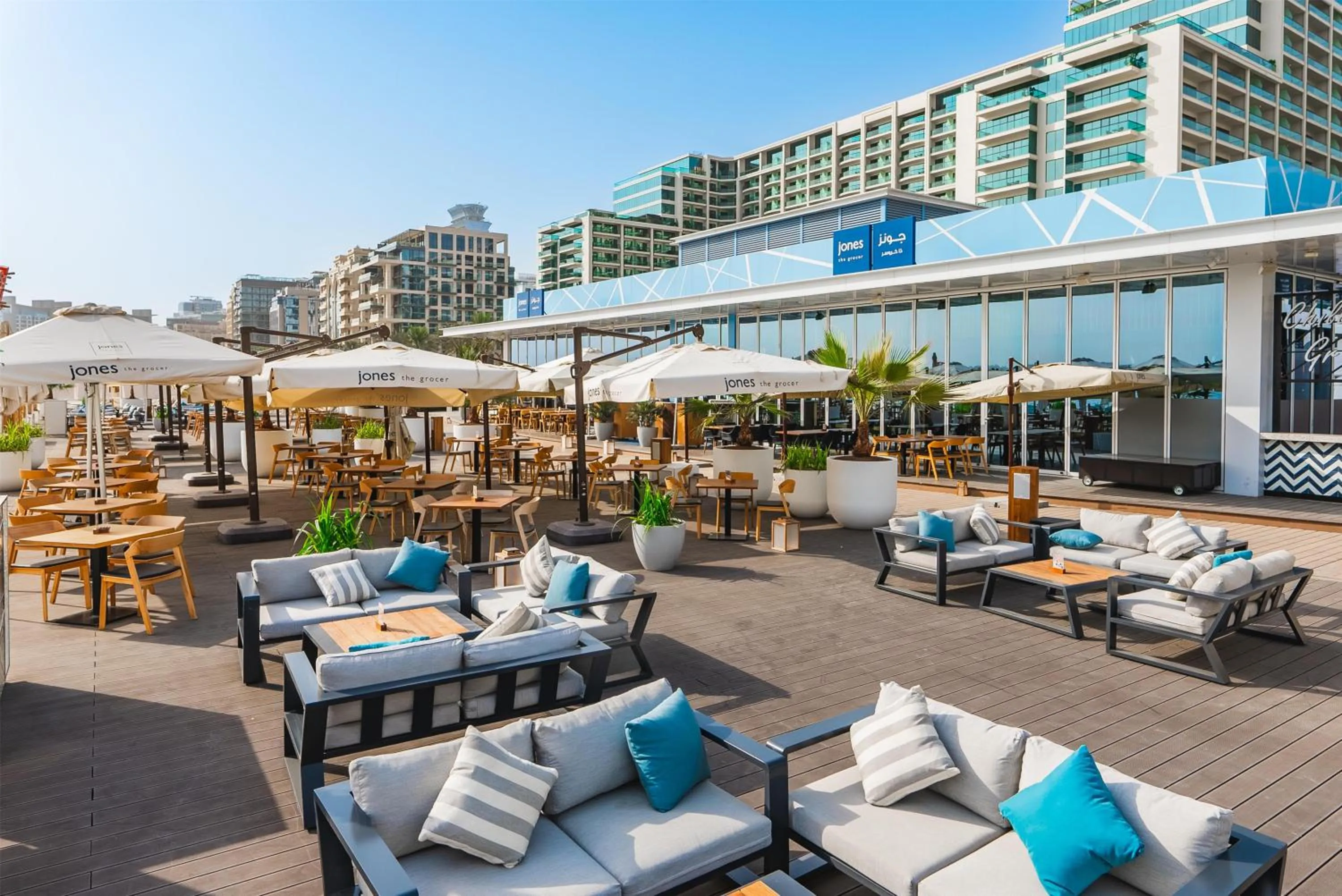 Restaurant/places to eat in Hilton Dubai Palm Jumeirah