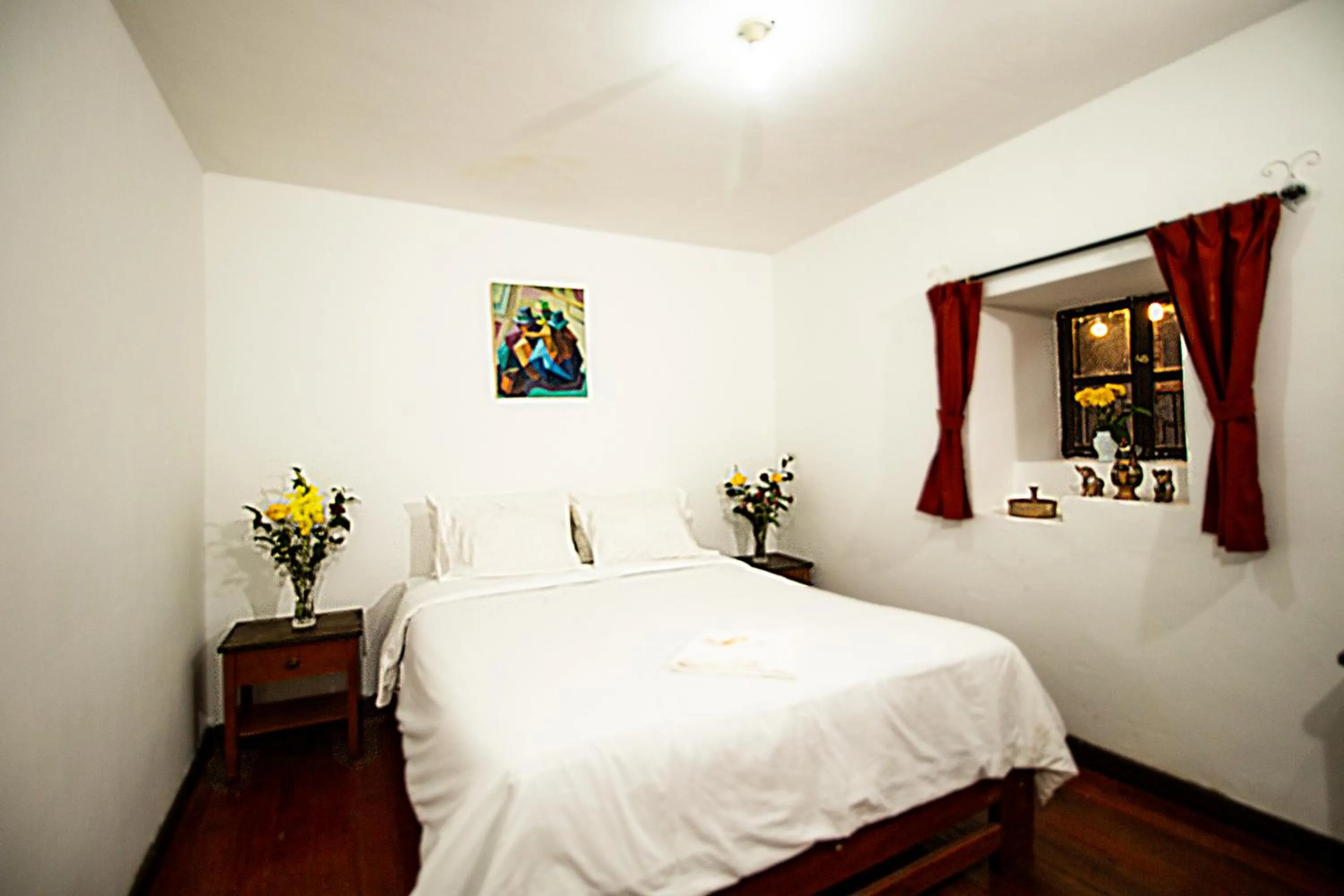 Bed in Posada Catama INN