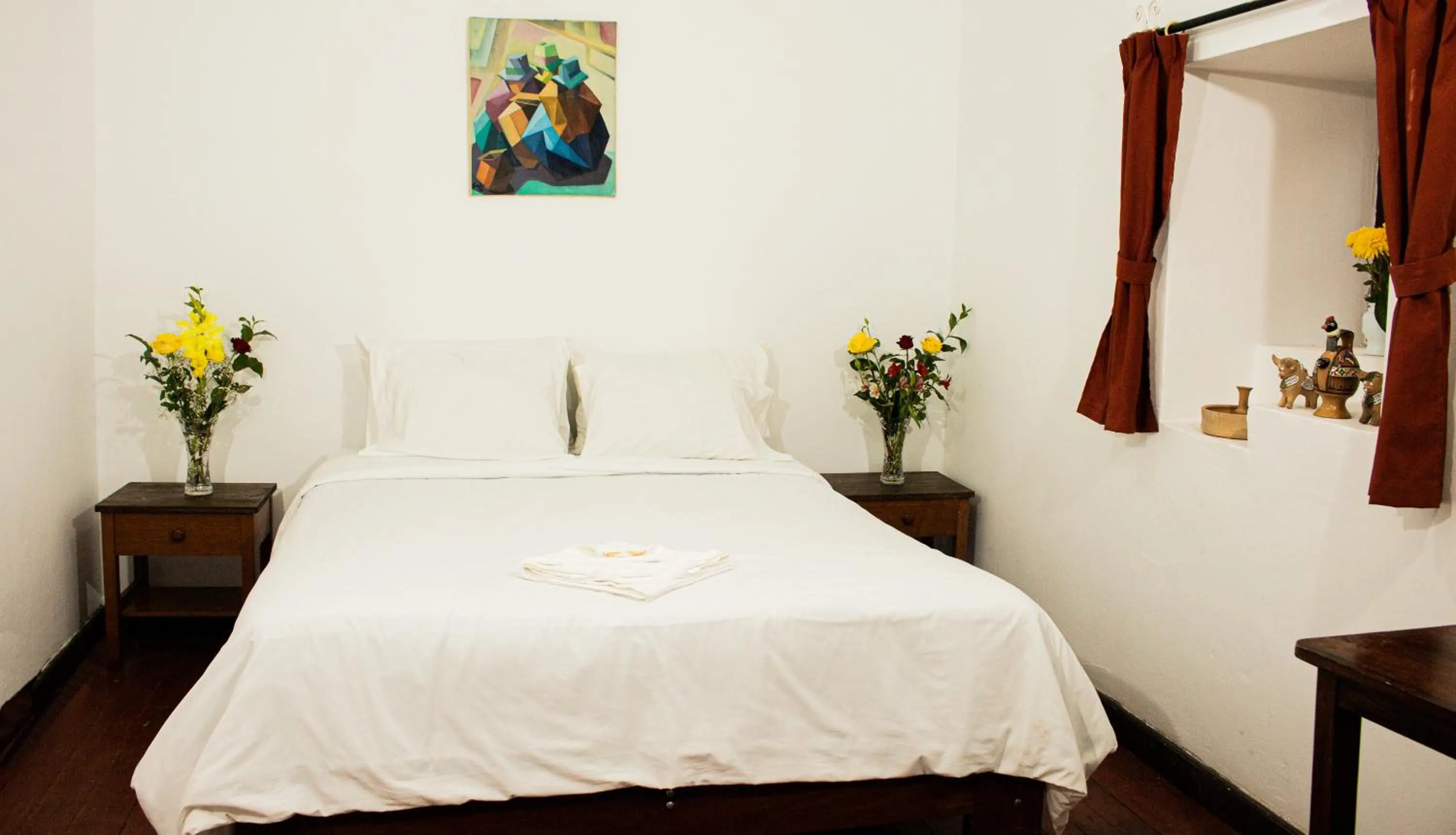 Bed in Posada Catama INN