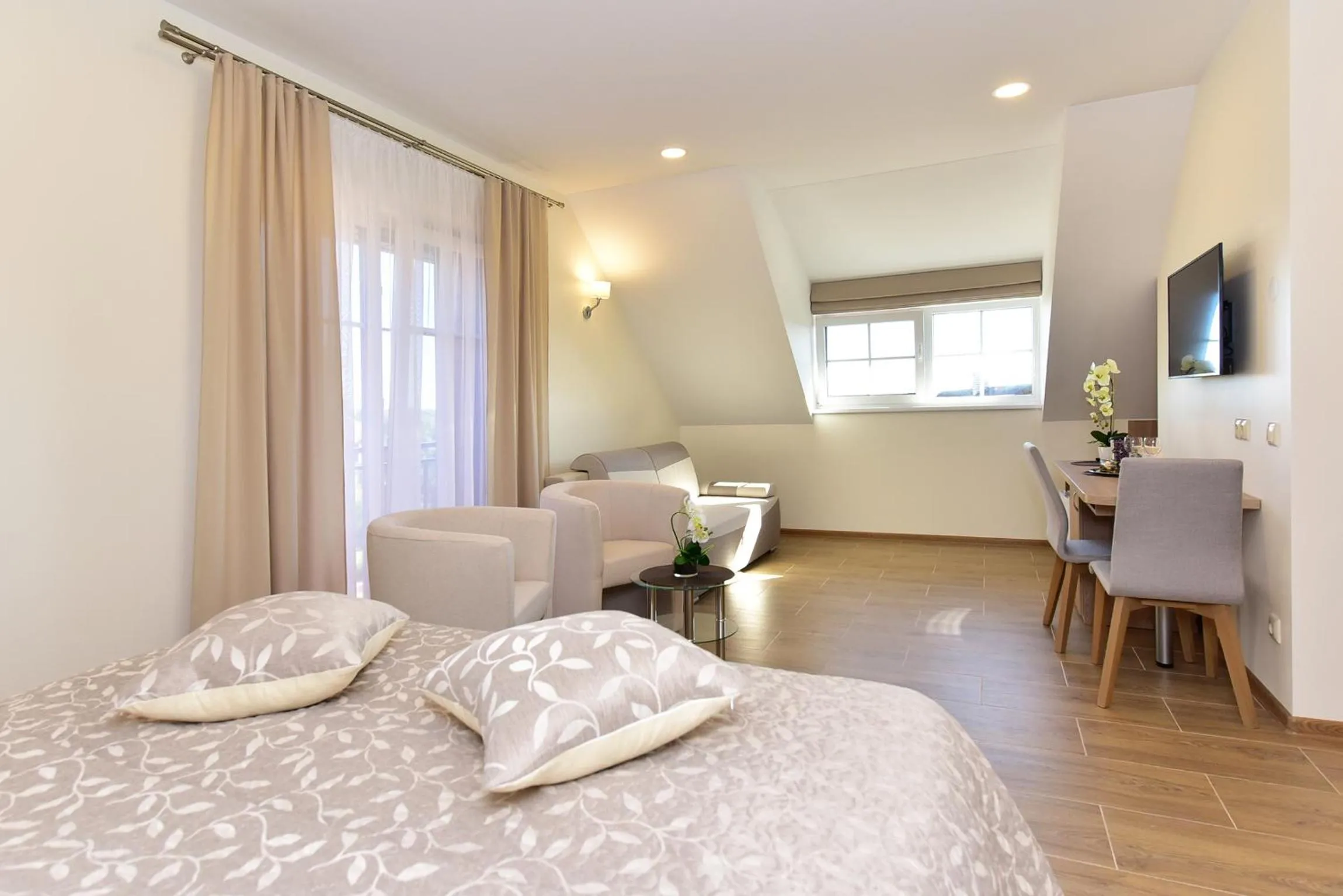Triple Room with View in Panorama