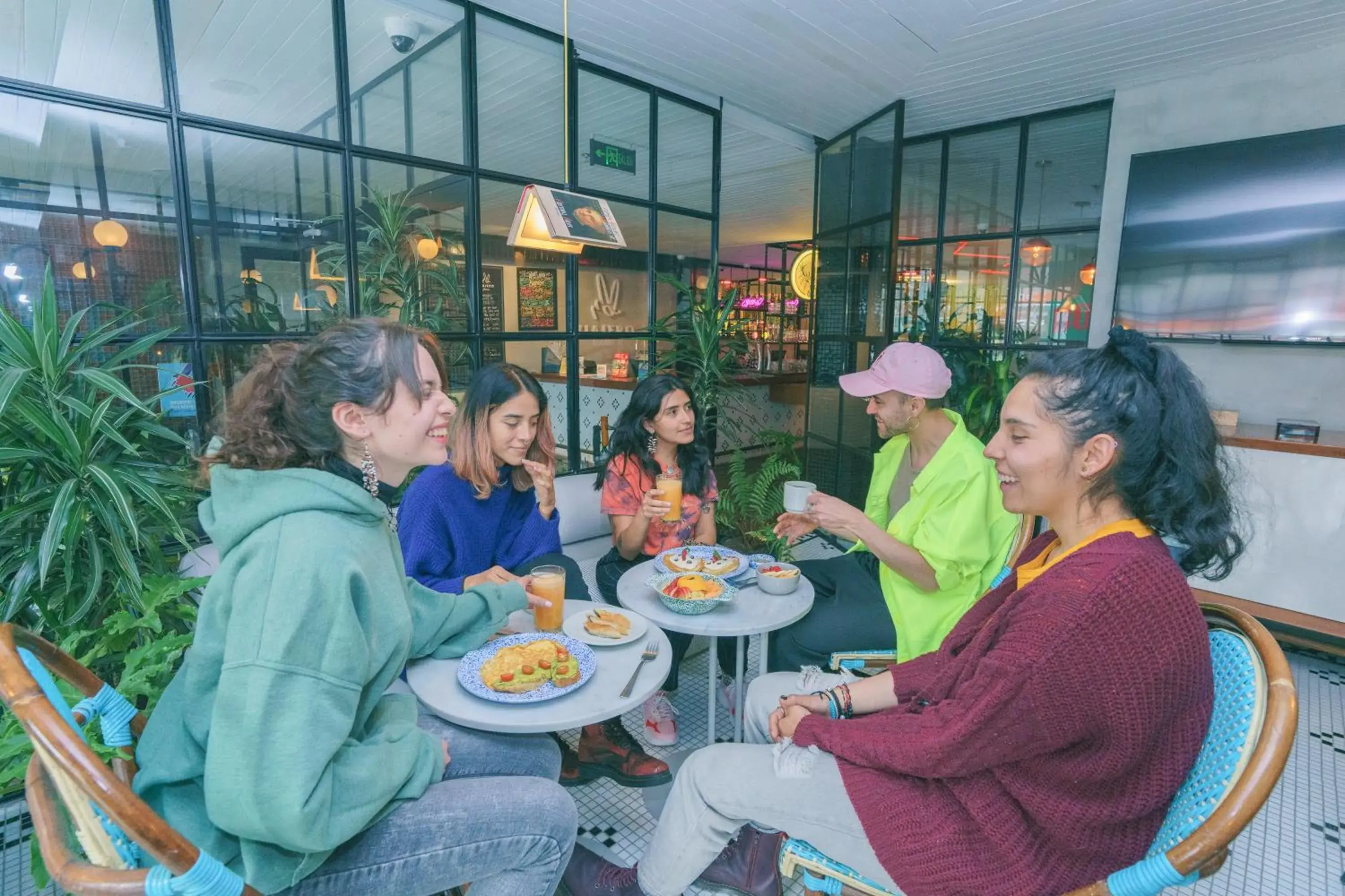 Restaurant/places to eat in Viajero Bogotá Hostel & Spa Restaurant/places to eat in Viajero Bogotá Hostel & Spa