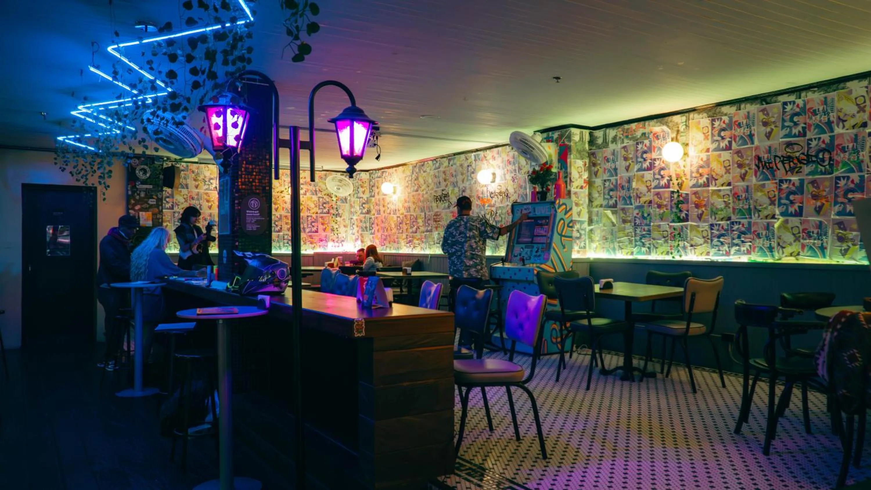 Restaurant/places to eat in Viajero Bogotá Hostel & Spa