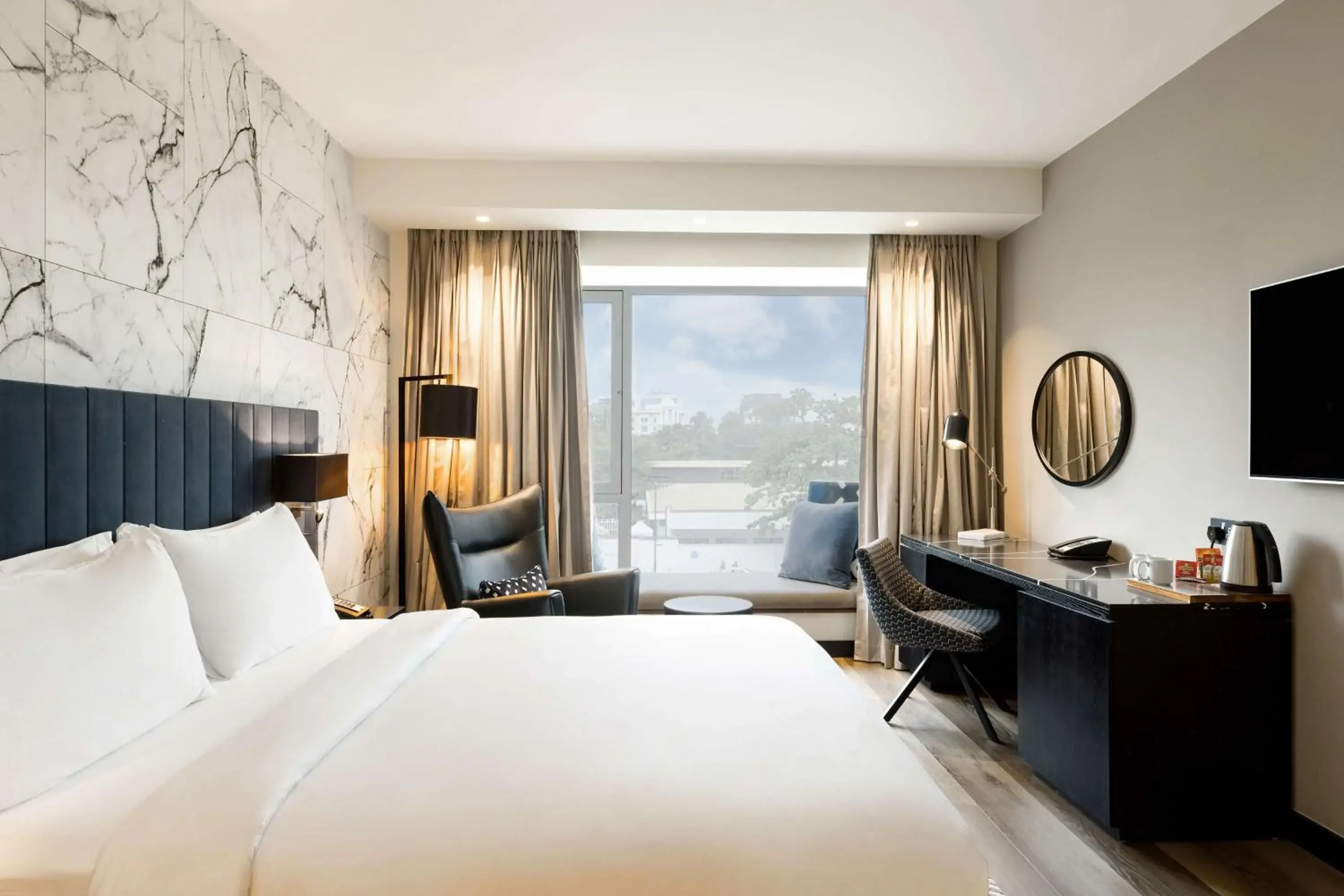 Photo of the whole room, Bed in Radisson Blu Anchorage Hotel Photo of the whole room, Bed in Radisson Blu Anchorage Hotel