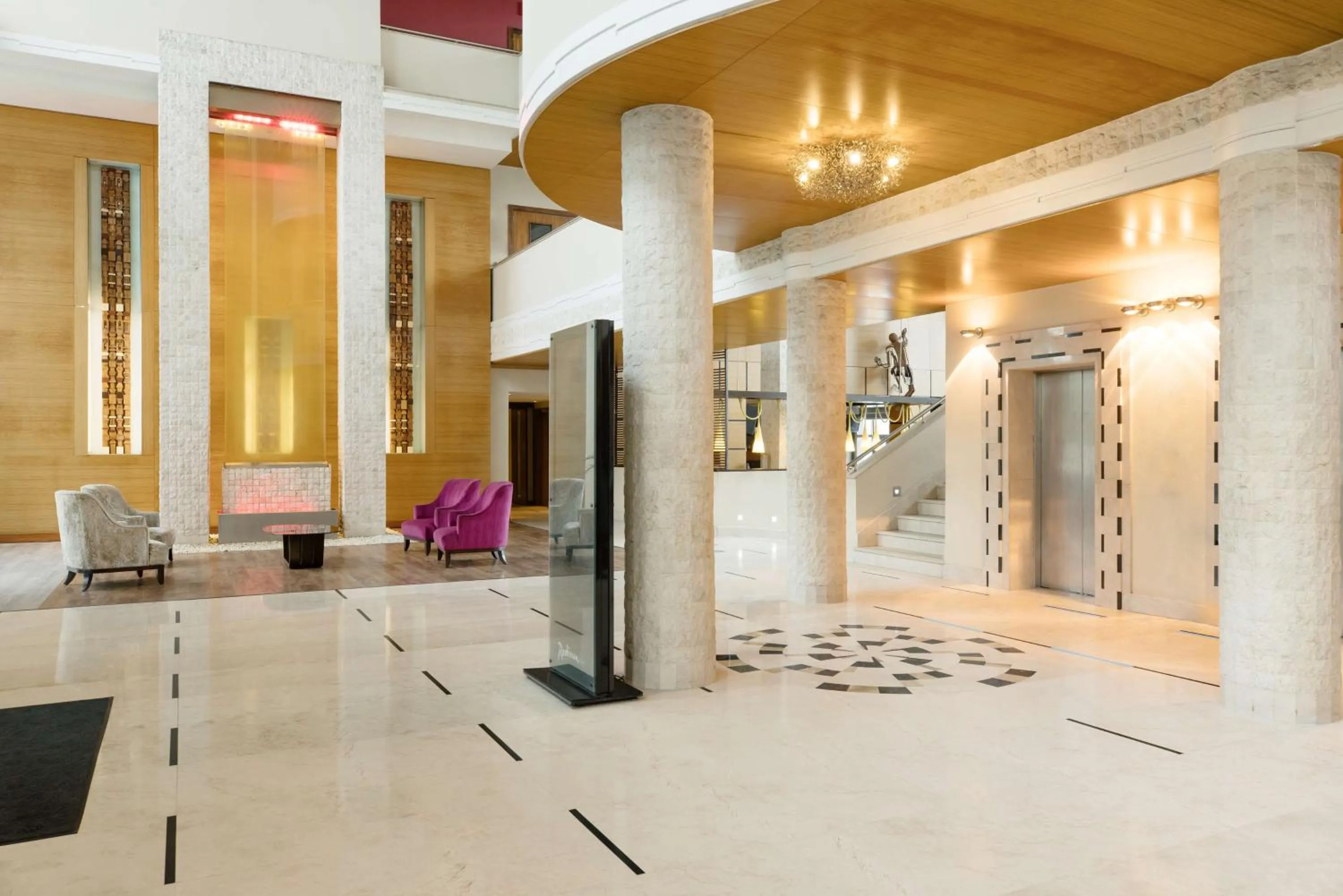 Lobby or reception in Radisson Blu Anchorage Hotel