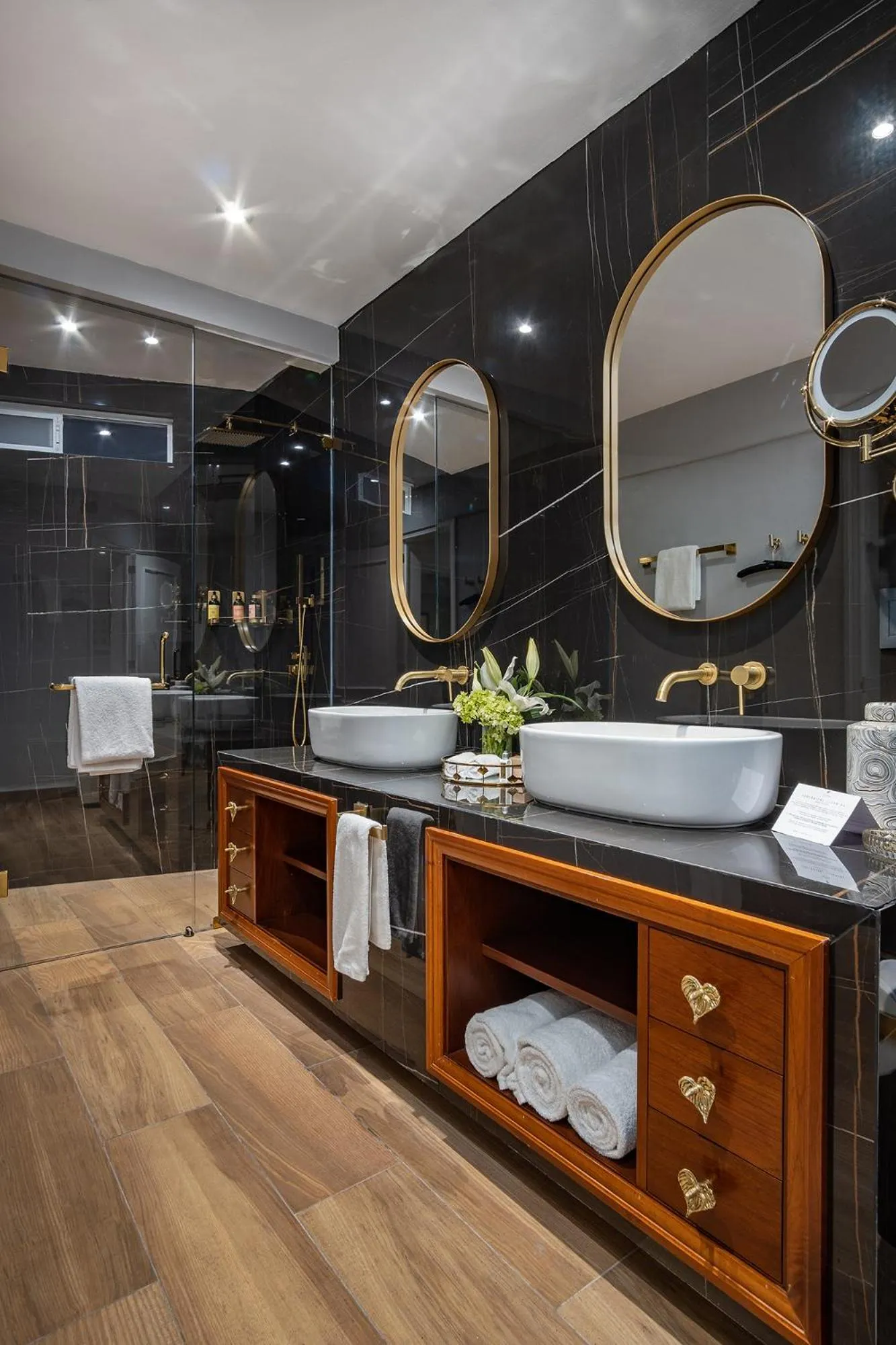 Shower in Hotel Casa Arum