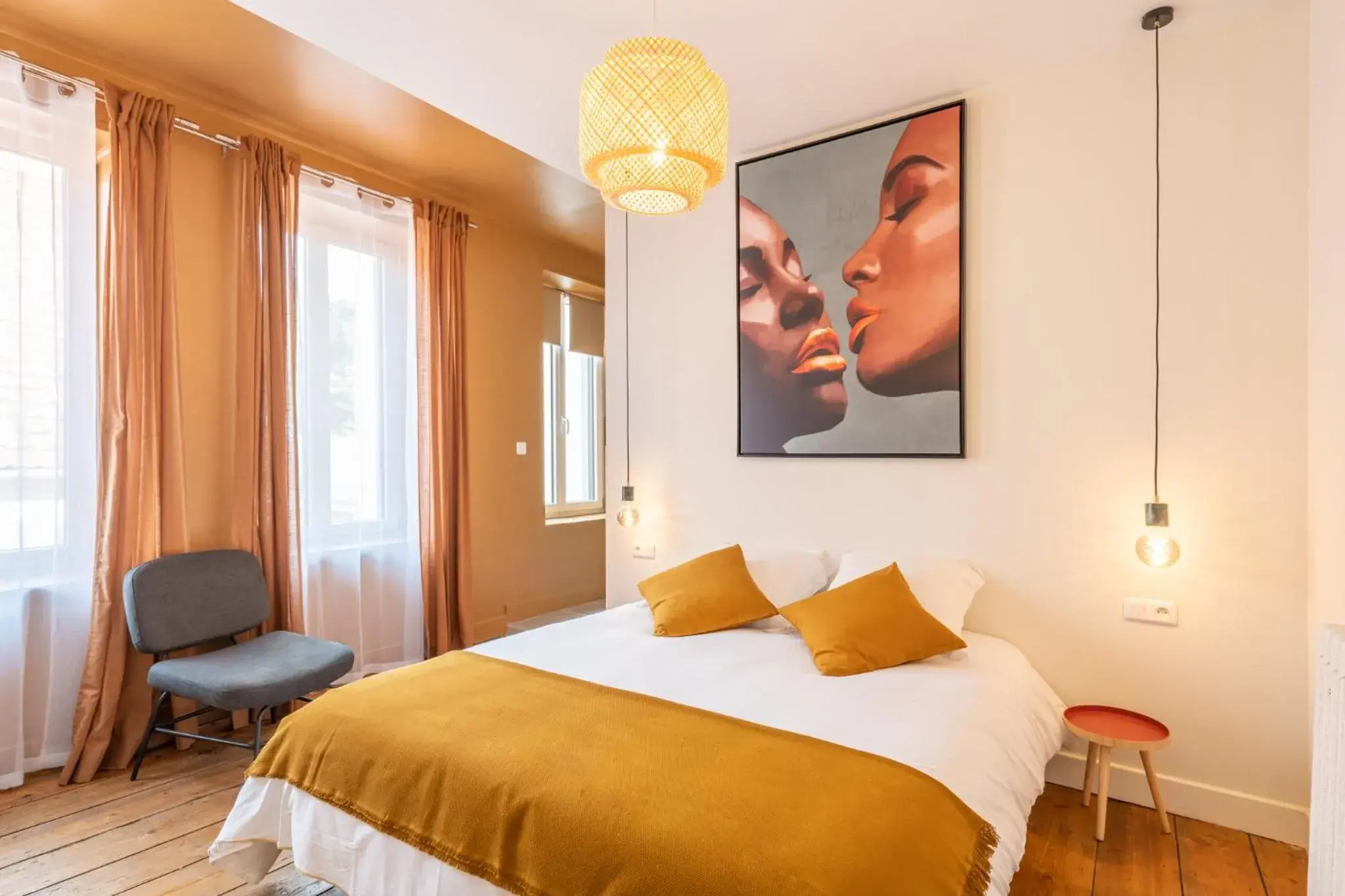 Double Room with Private Bathroom in LAROZIERE Chambres d’hôtes Double Room with Private Bathroom in LAROZIERE Chambres d’hôtes