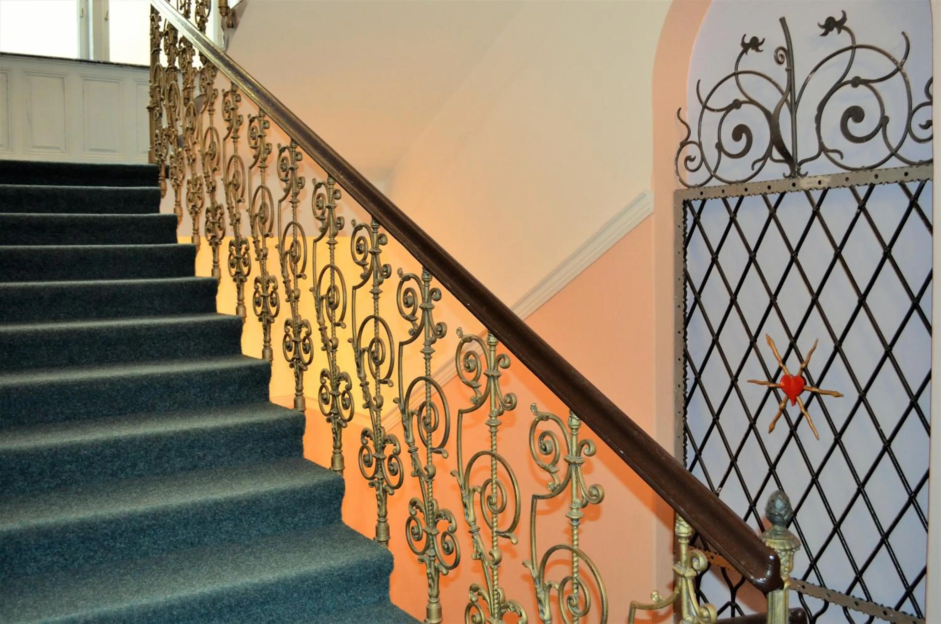 Decorative detail in Hotel Palacky