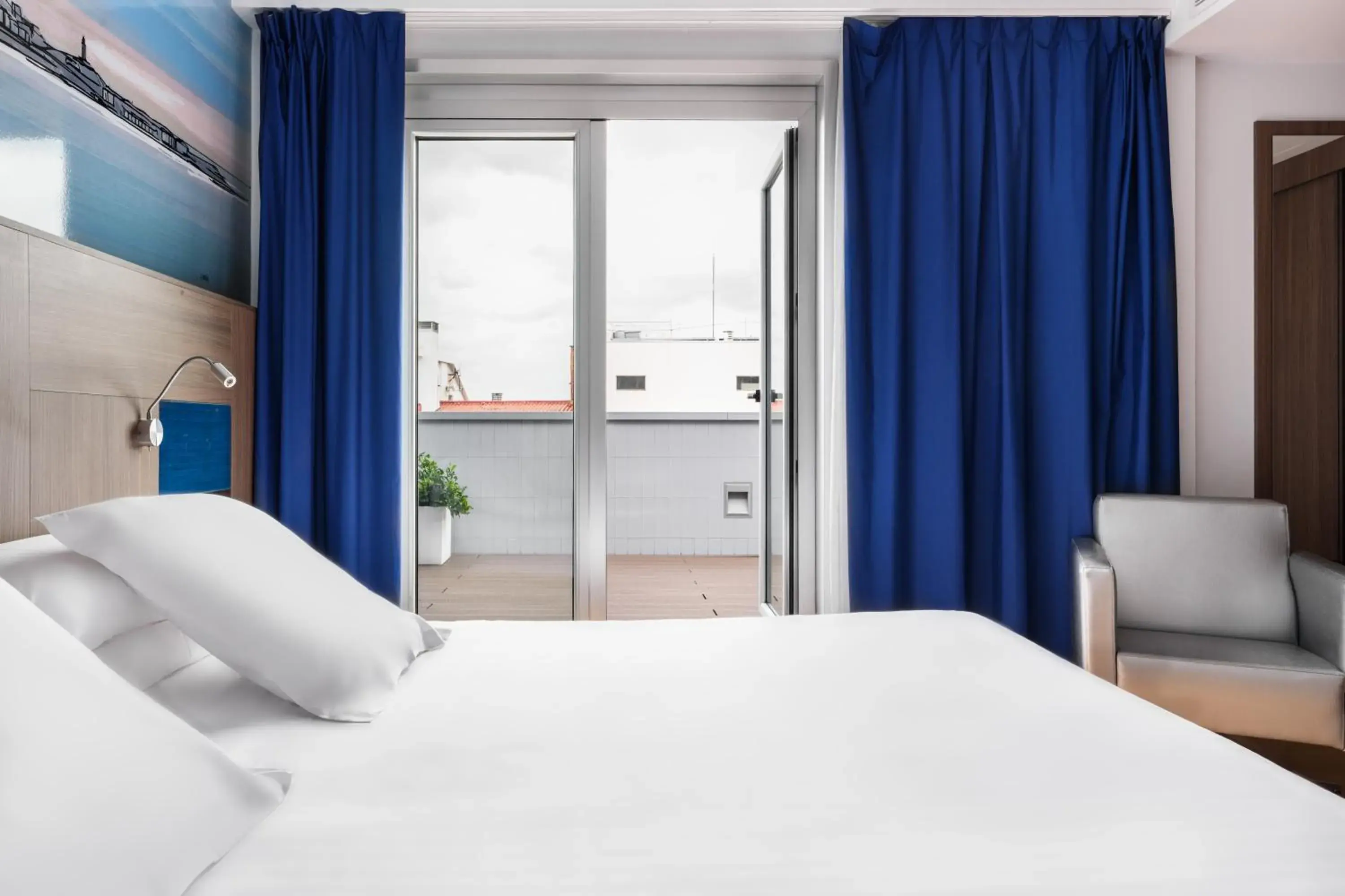 Bed in Eurostars Blue Coruña Bed in Eurostars Blue Coruña