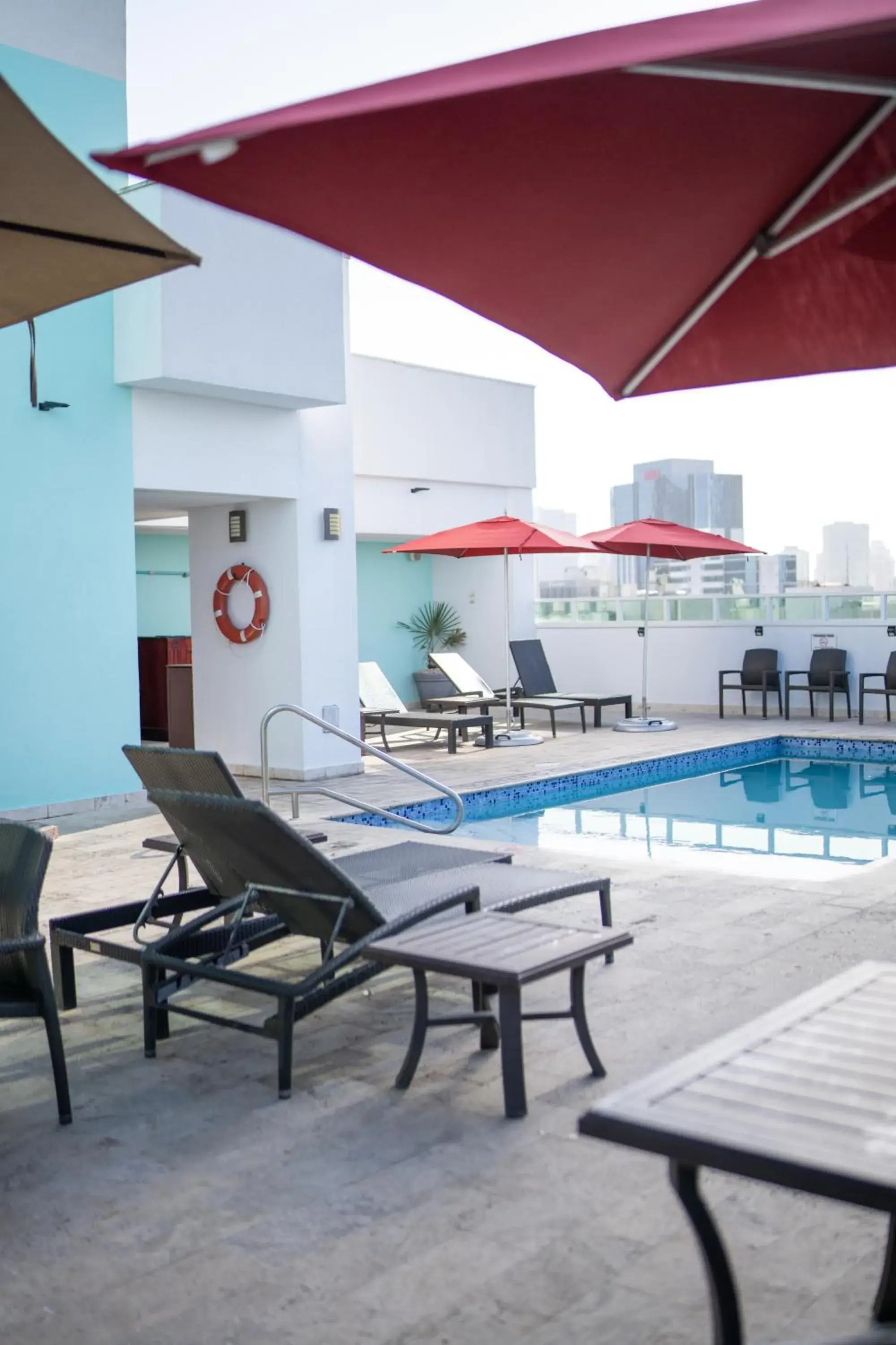 Swimming pool in MARINN PLACE Financial District Swimming pool in MARINN PLACE Financial District