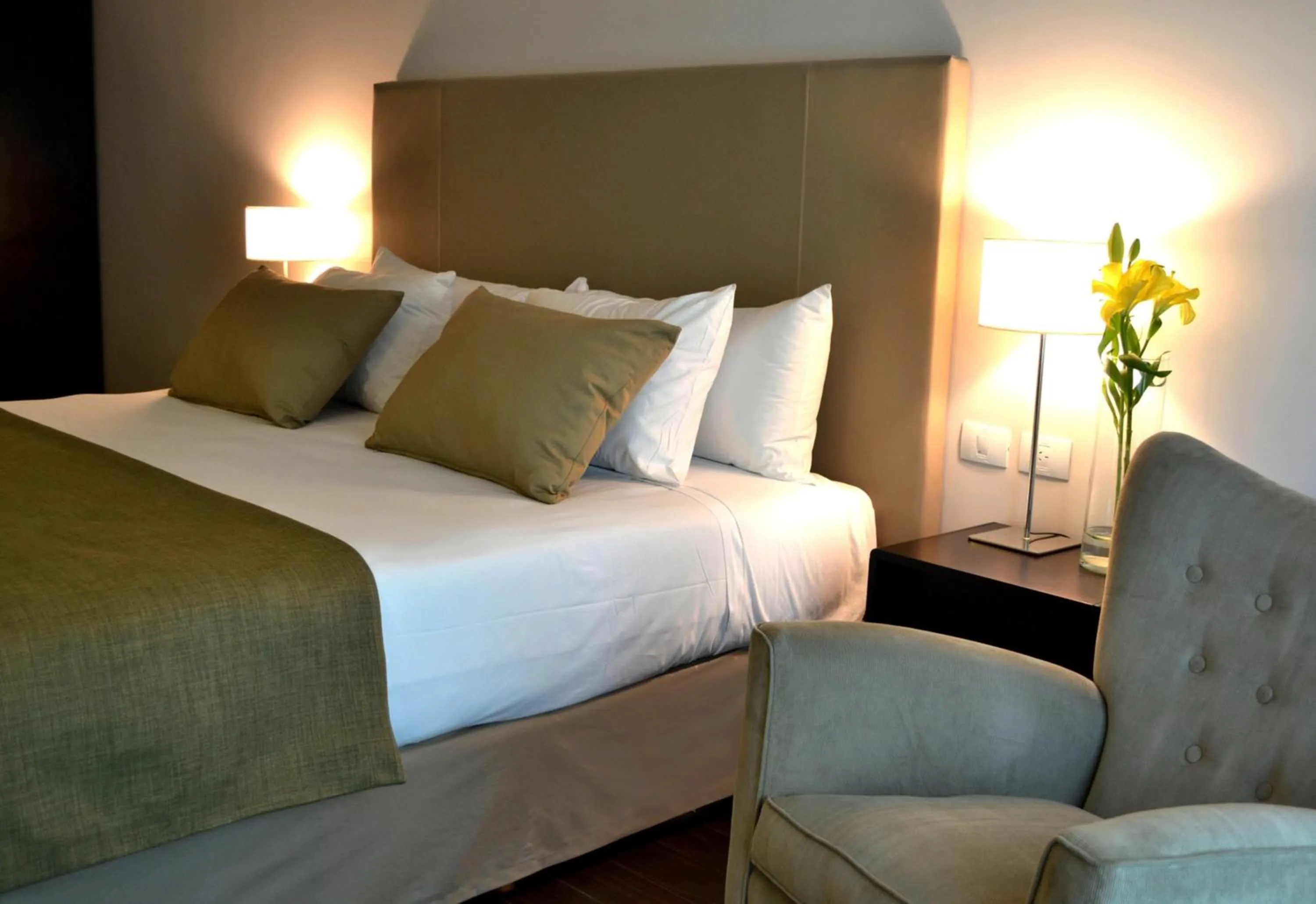 Photo of the whole room, Bed in Dazzler by Wyndham Buenos Aires Palermo